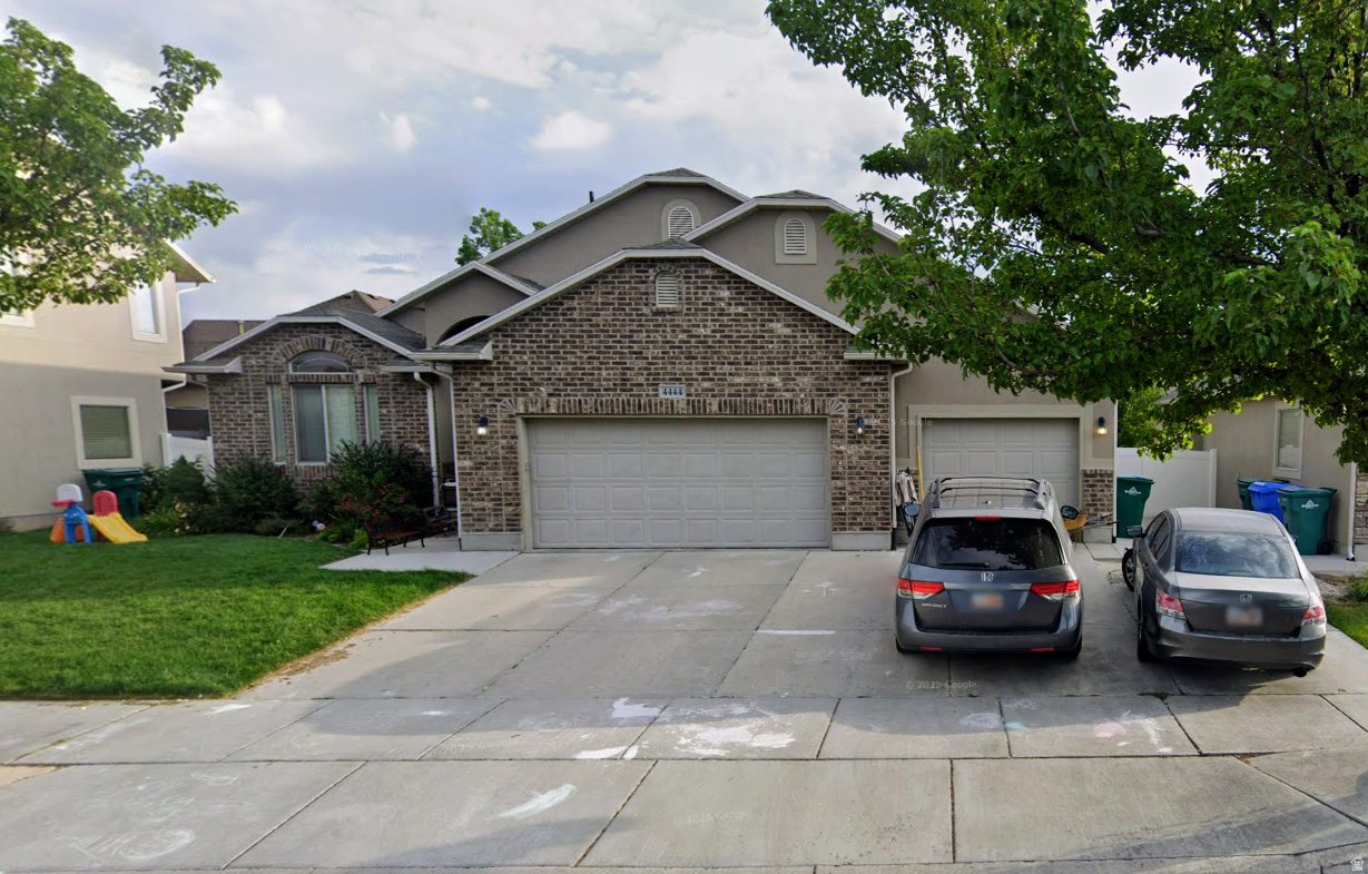 main property photo 0