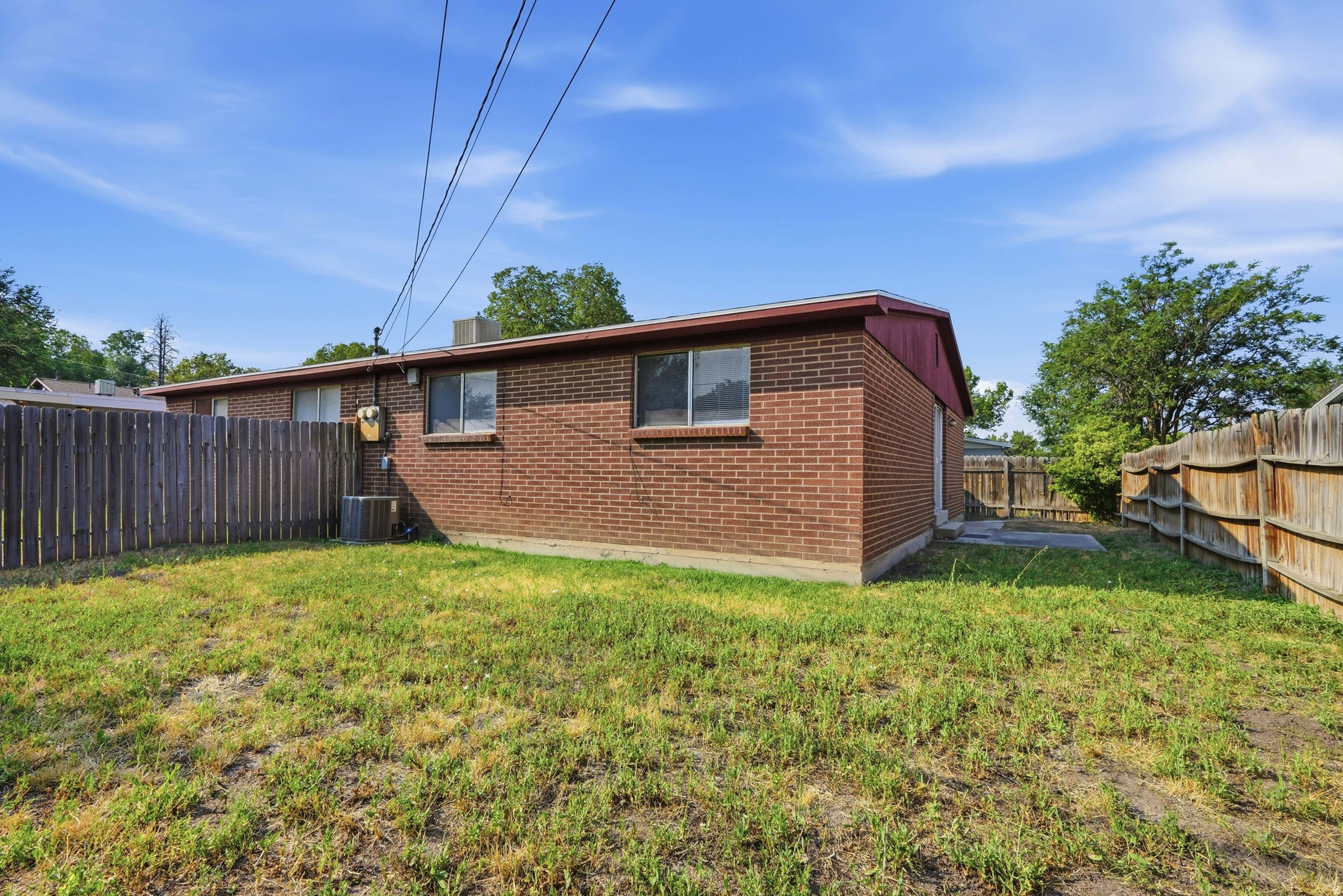 main property photo 23