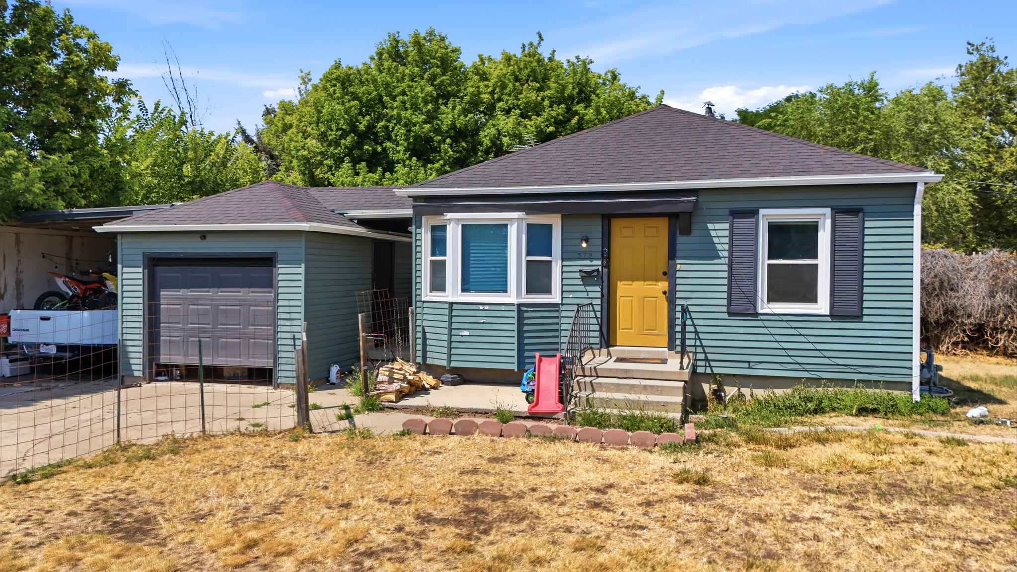 main property photo 16