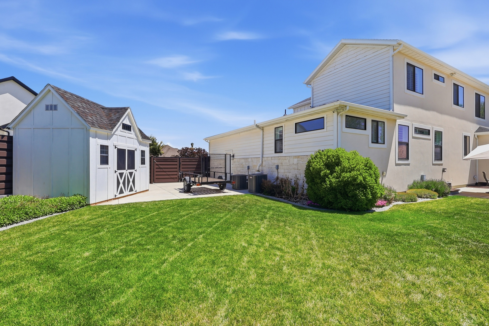 main property photo 65
