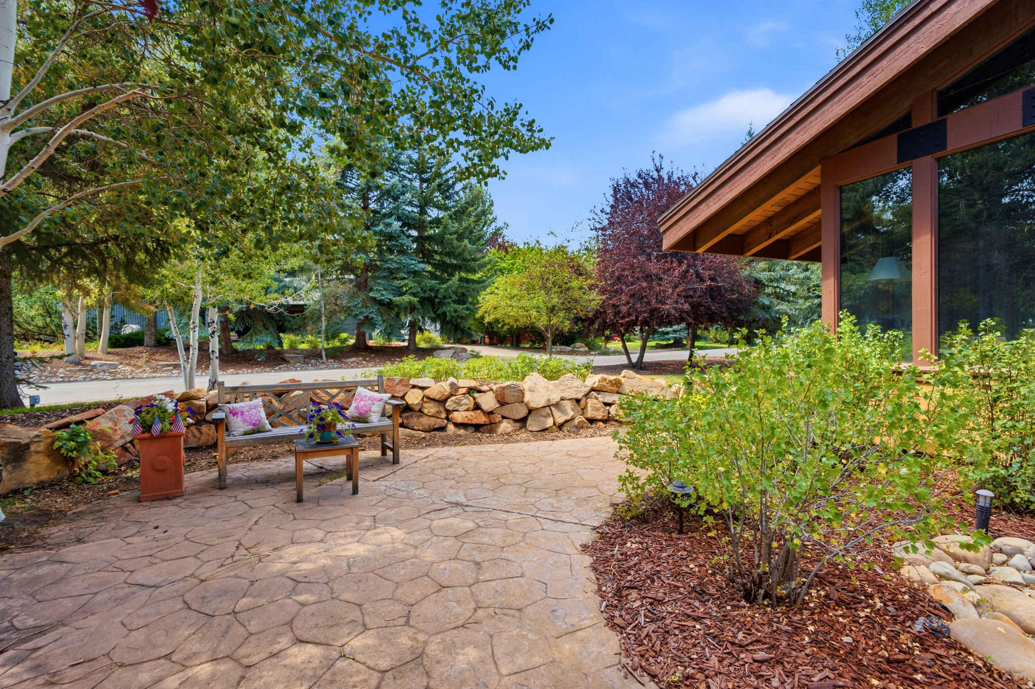 main property photo 45