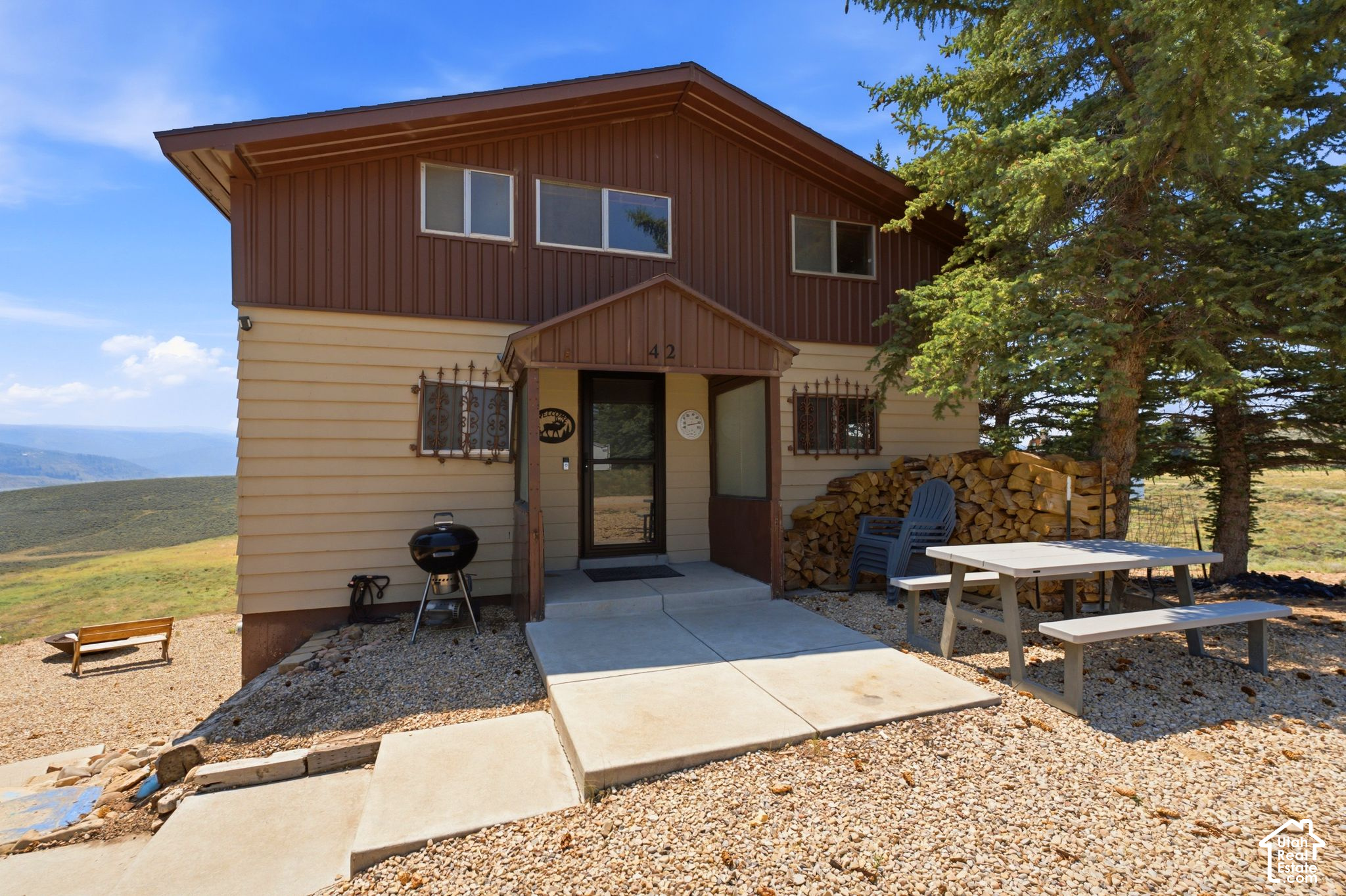 main property photo 17
