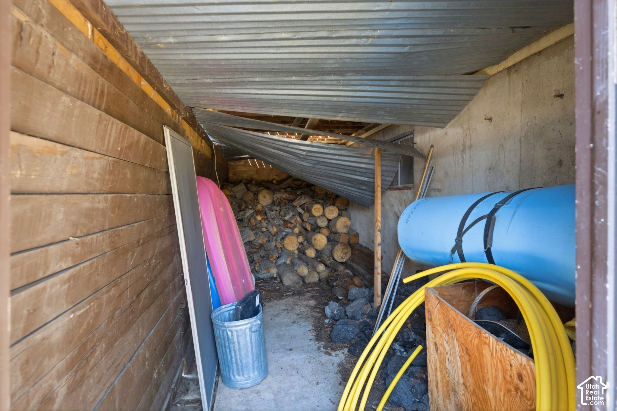 main property photo 47