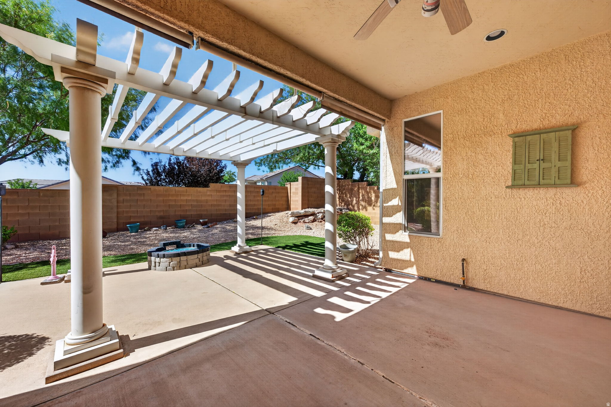 main property photo 19