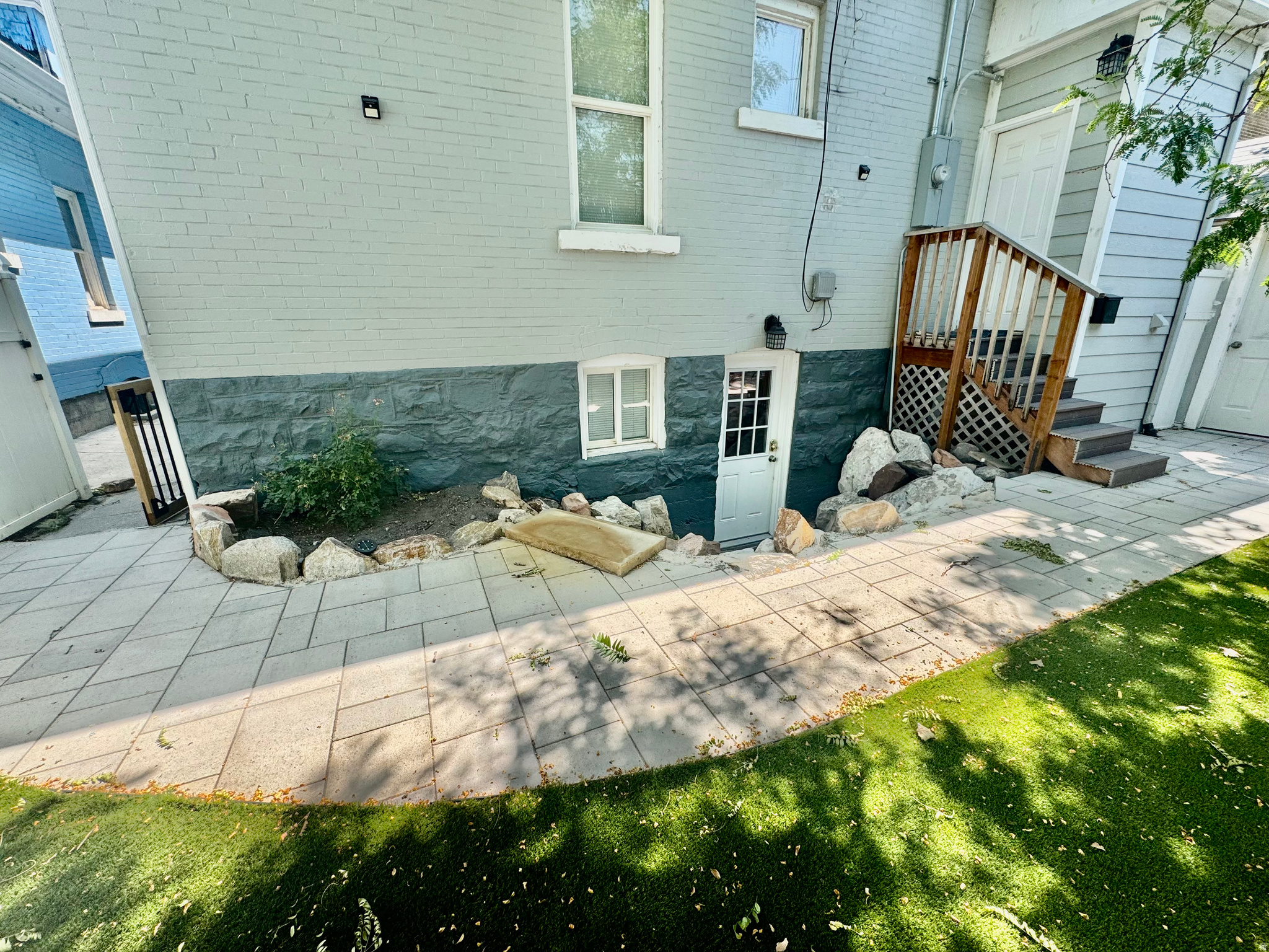 main property photo 41