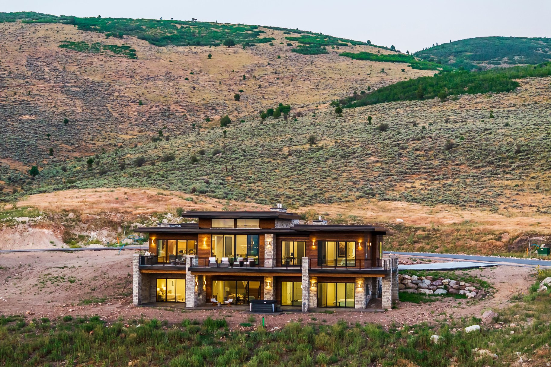 main property photo 99