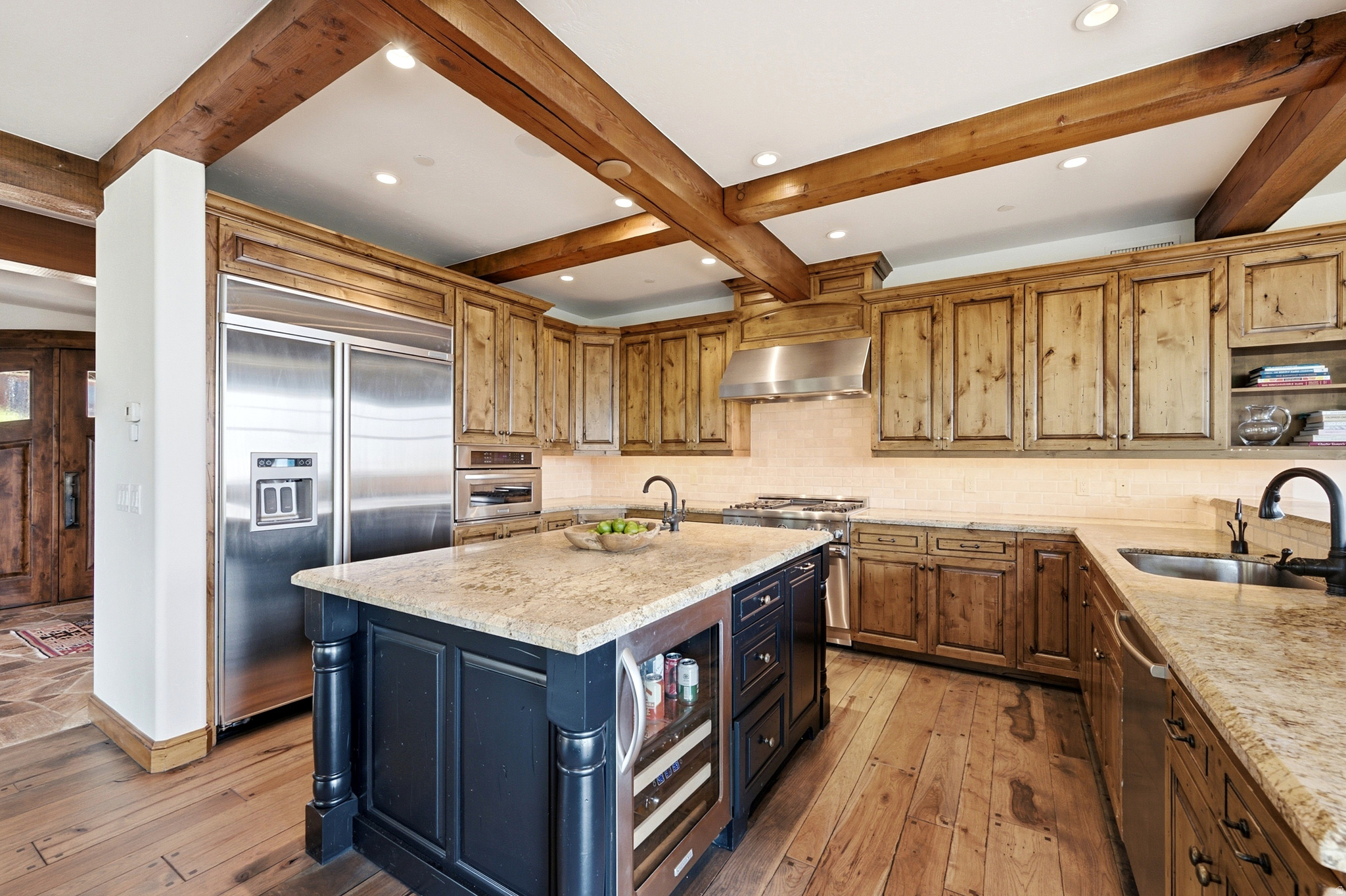 main property photo 22