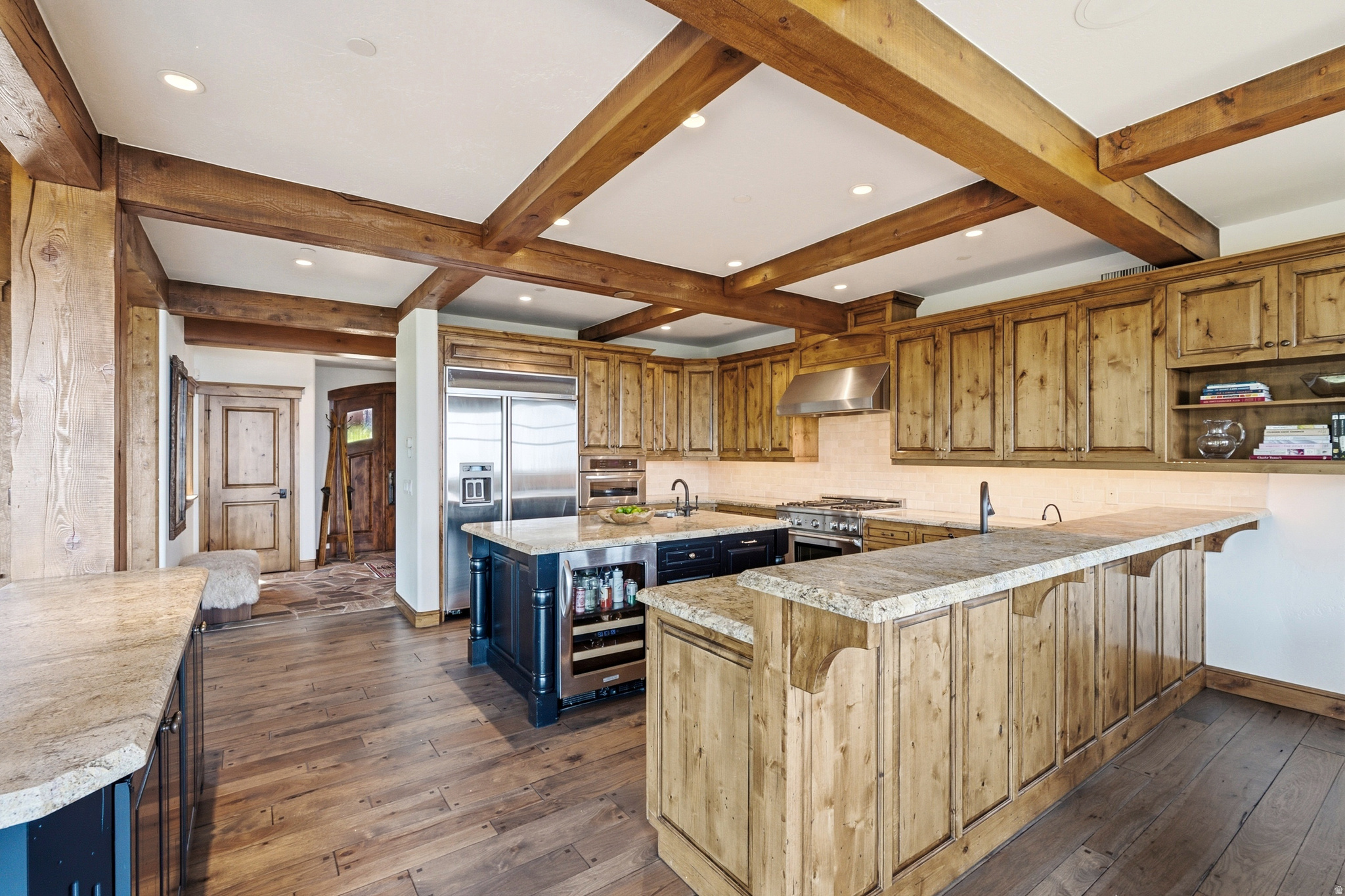 main property photo 23