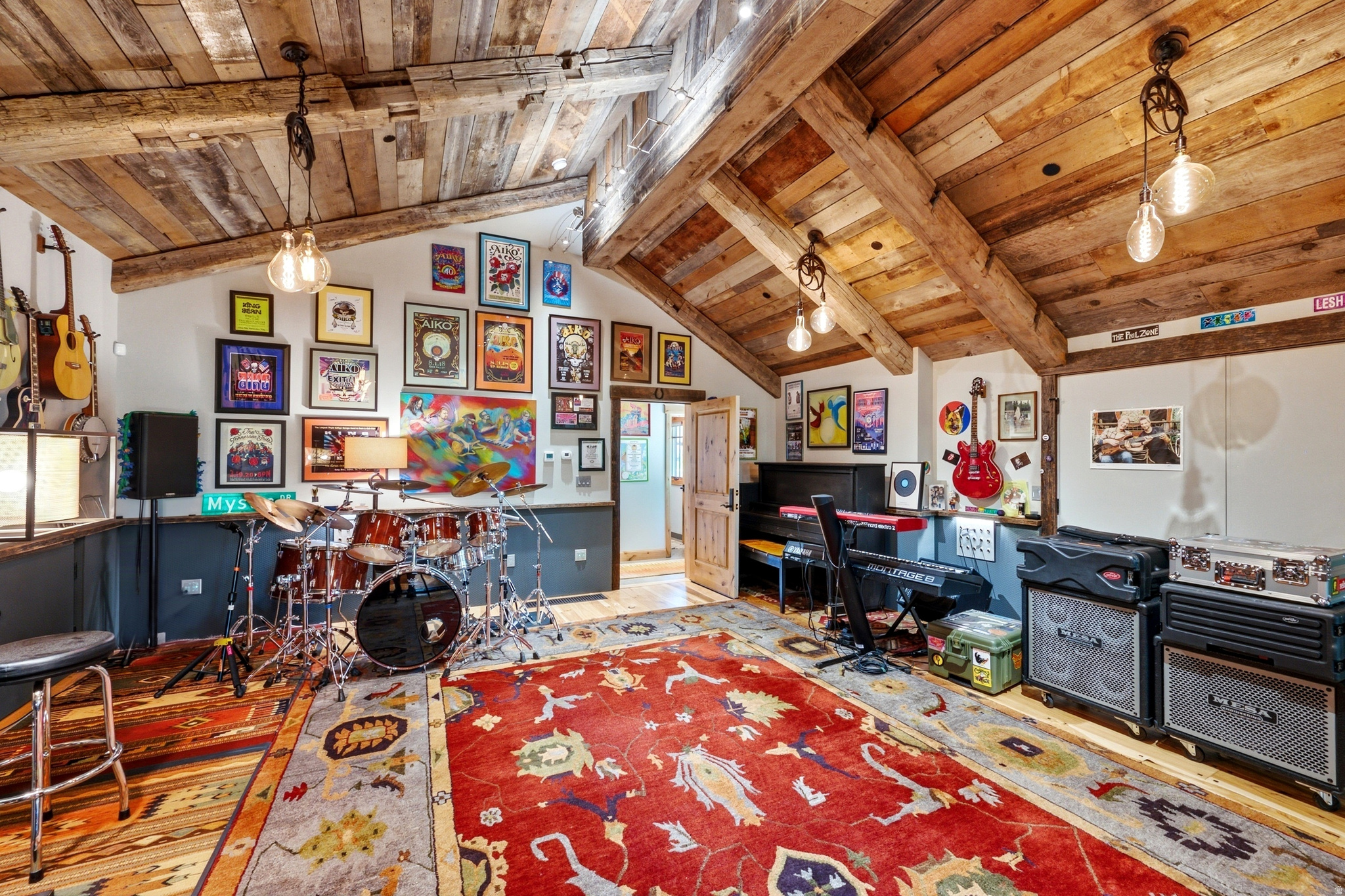 main property photo 82