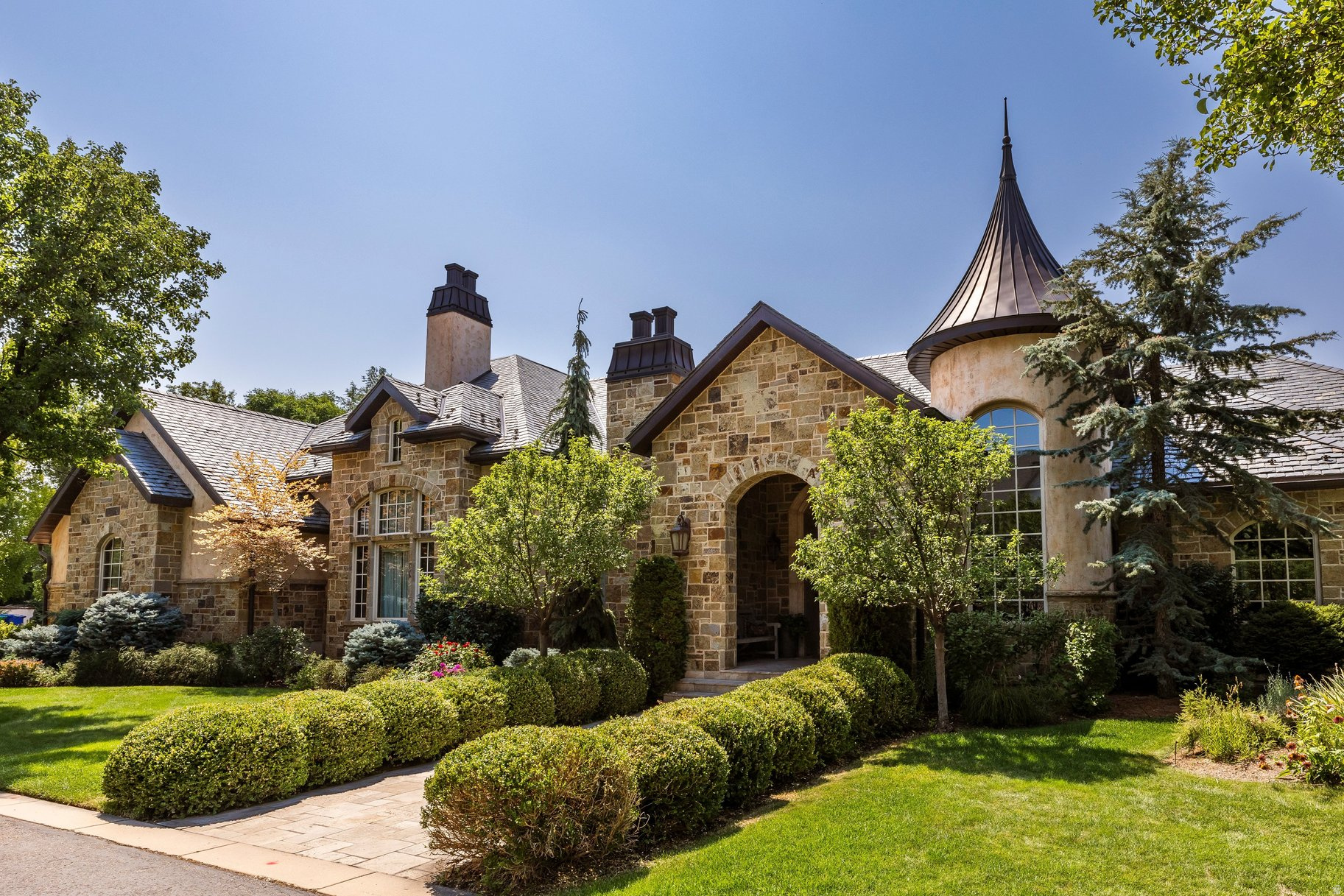 main property photo 44