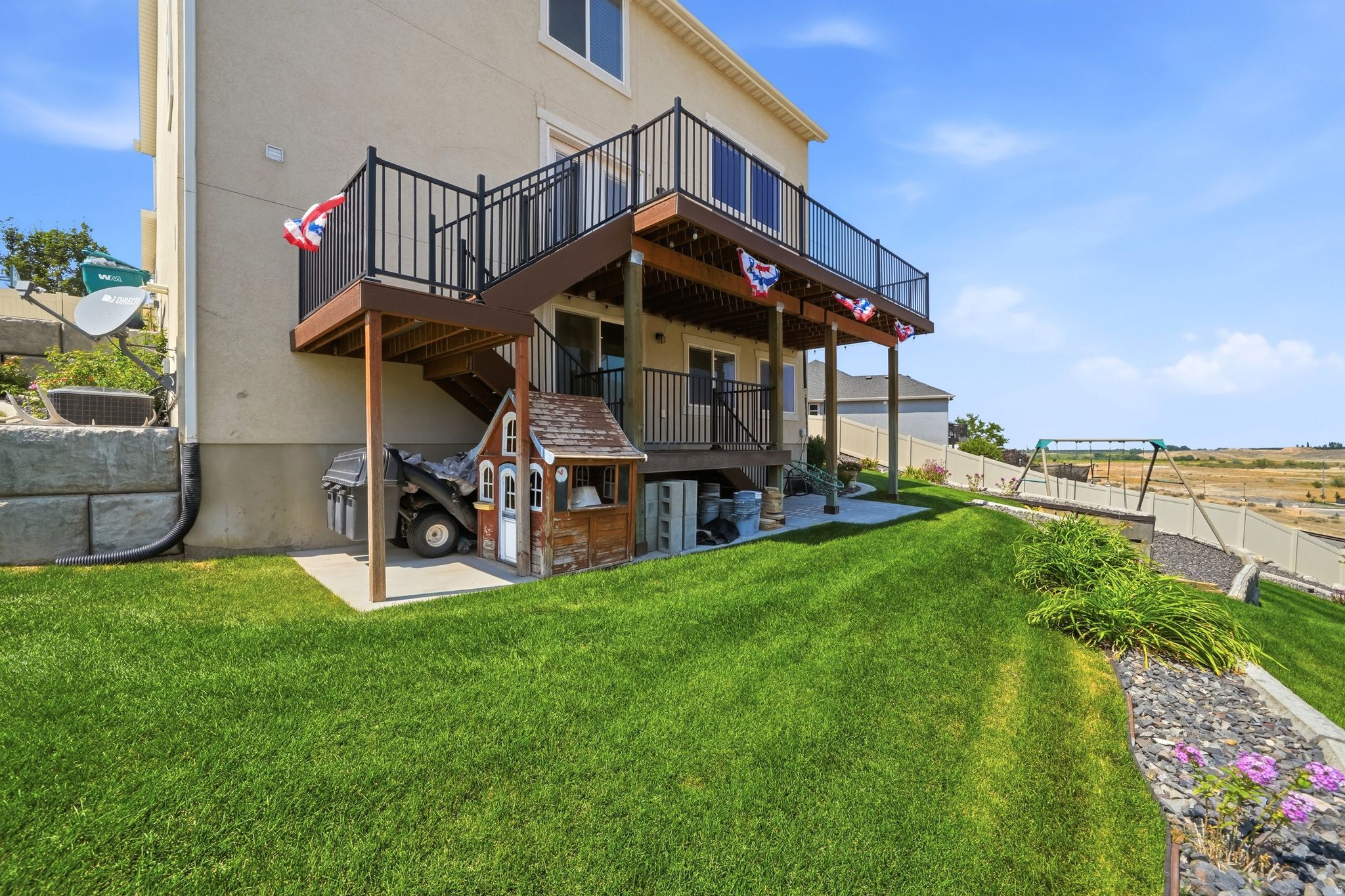 main property photo 51