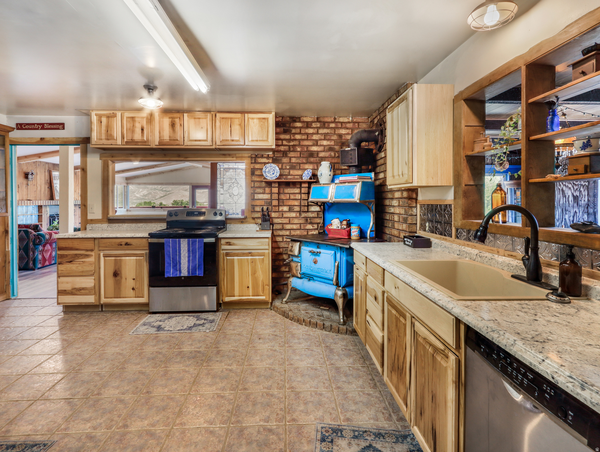 main property photo 84