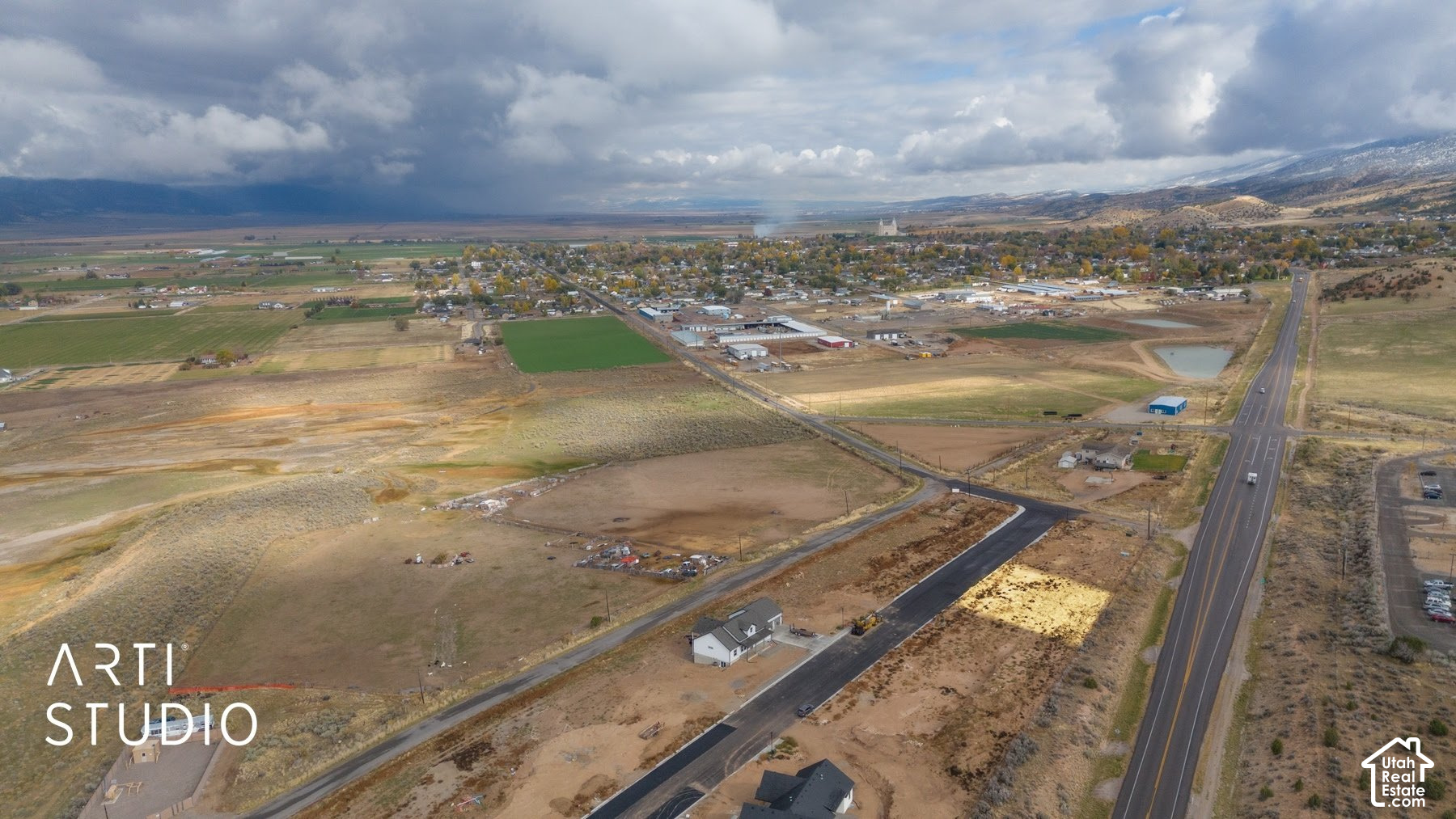 main property photo 4