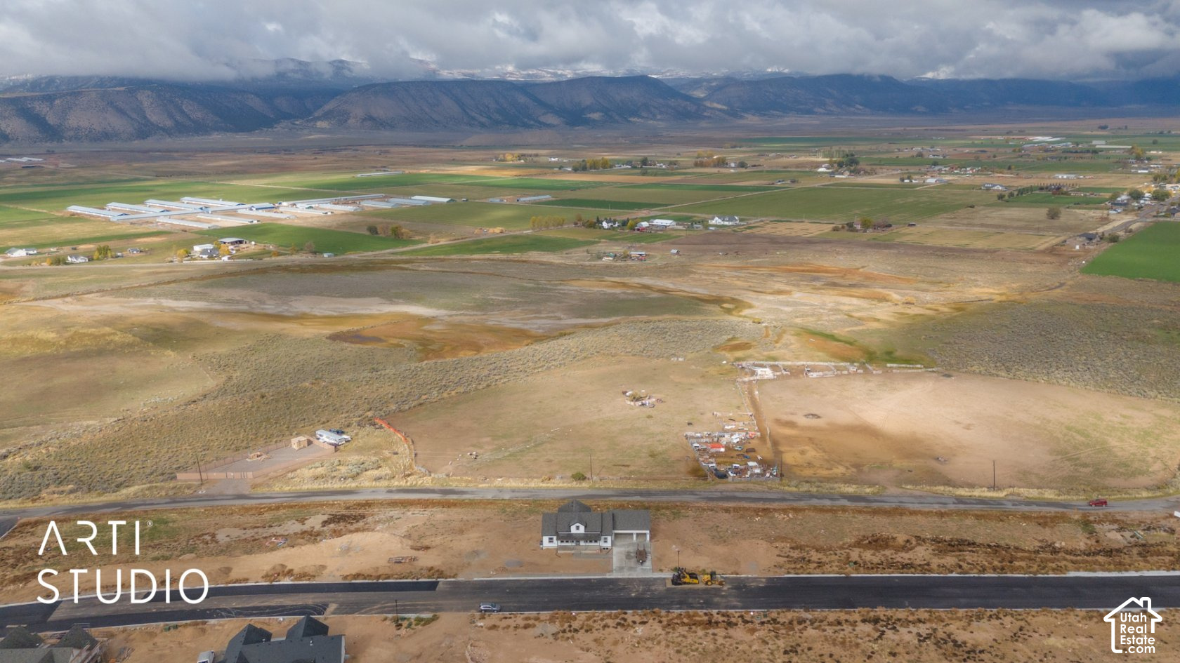 main property photo 8