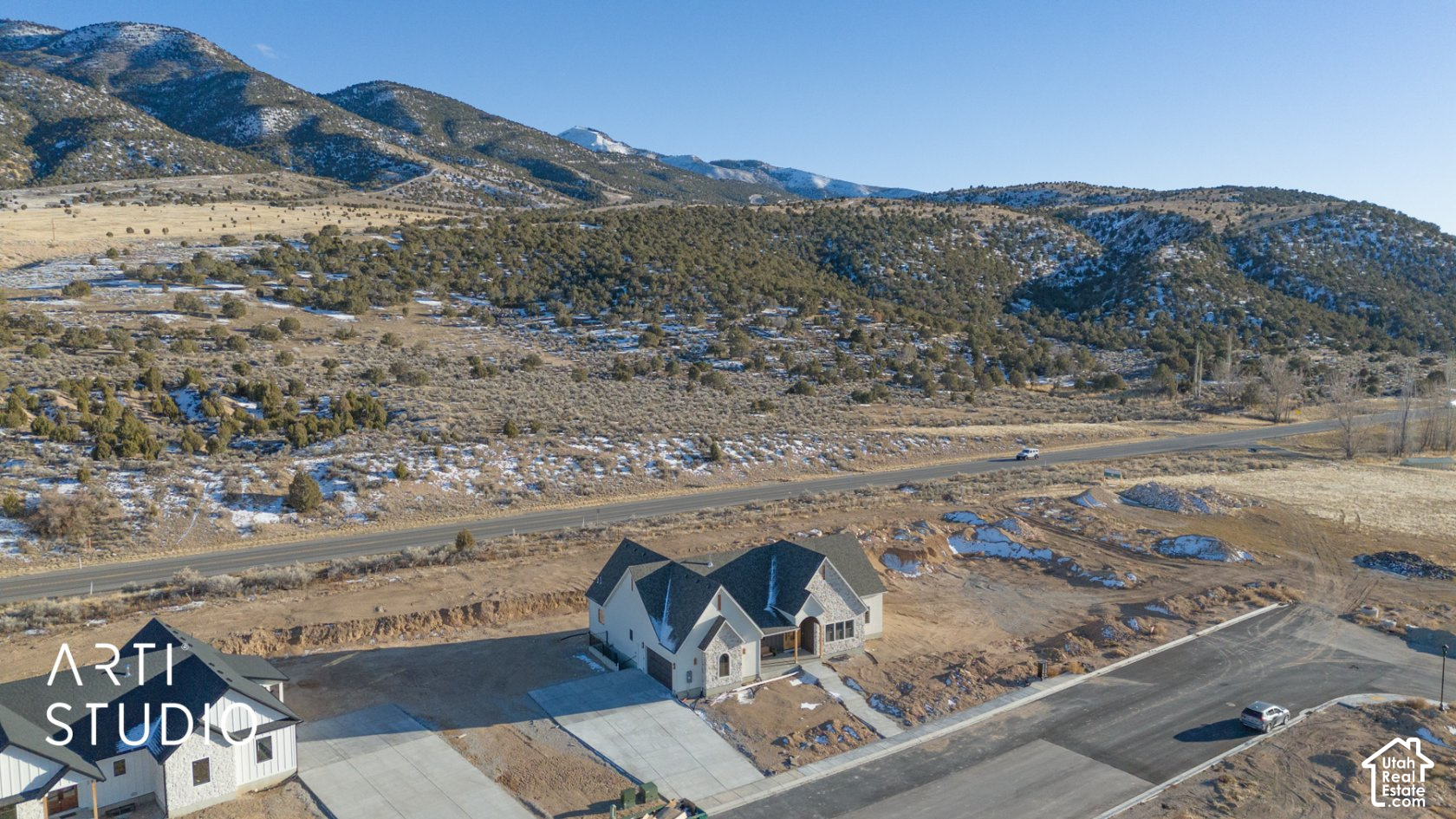 main property photo 9