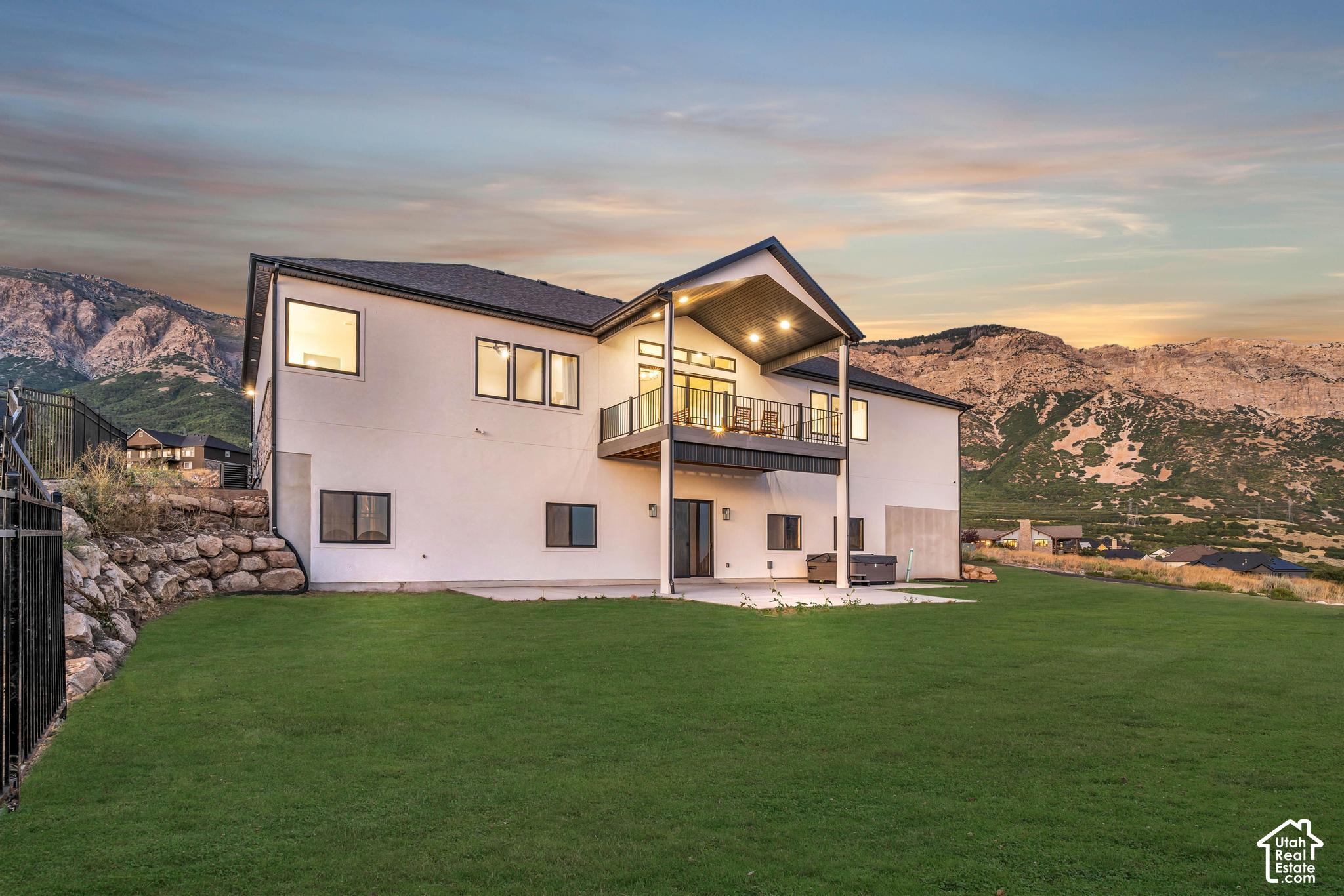 main property photo 18