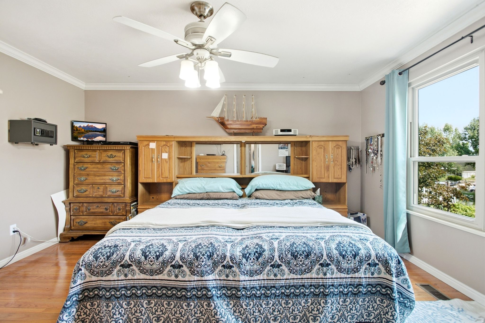 main property photo 21