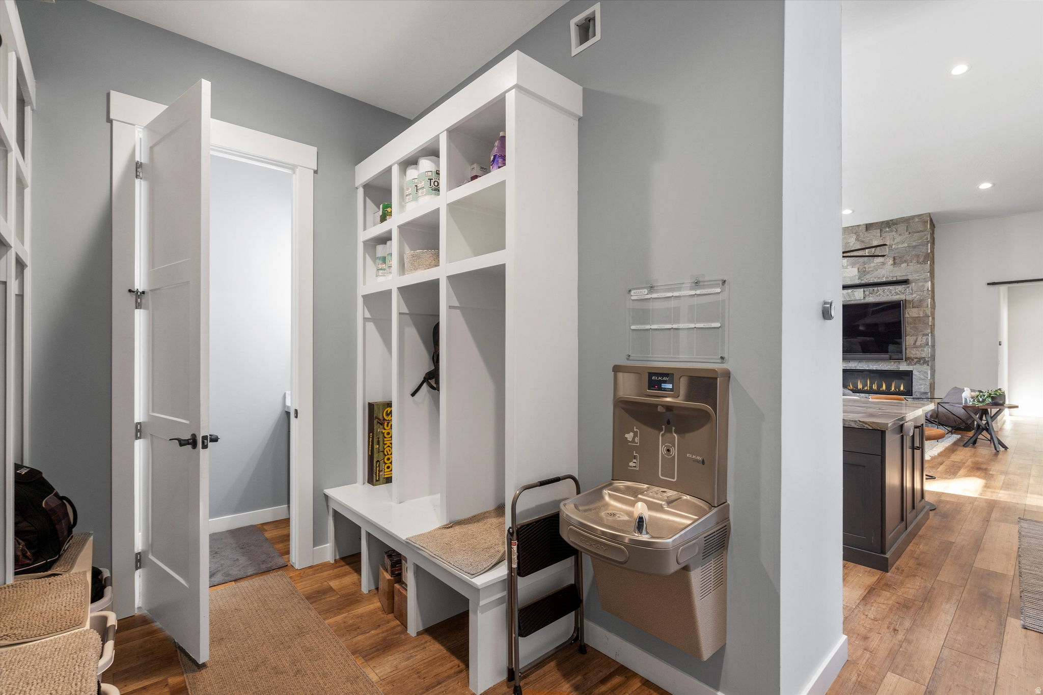 main property photo 25
