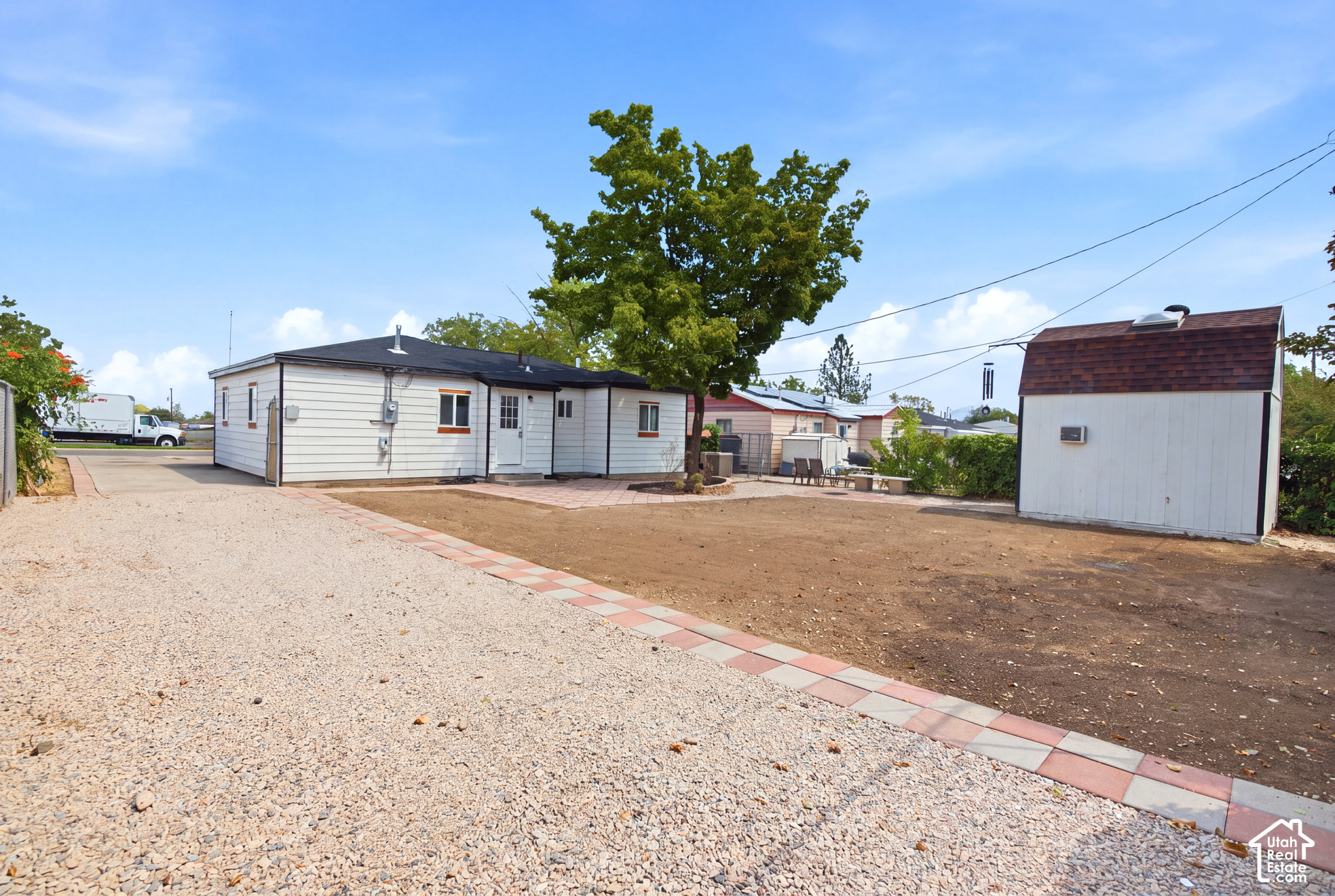 property viewer photo 19
