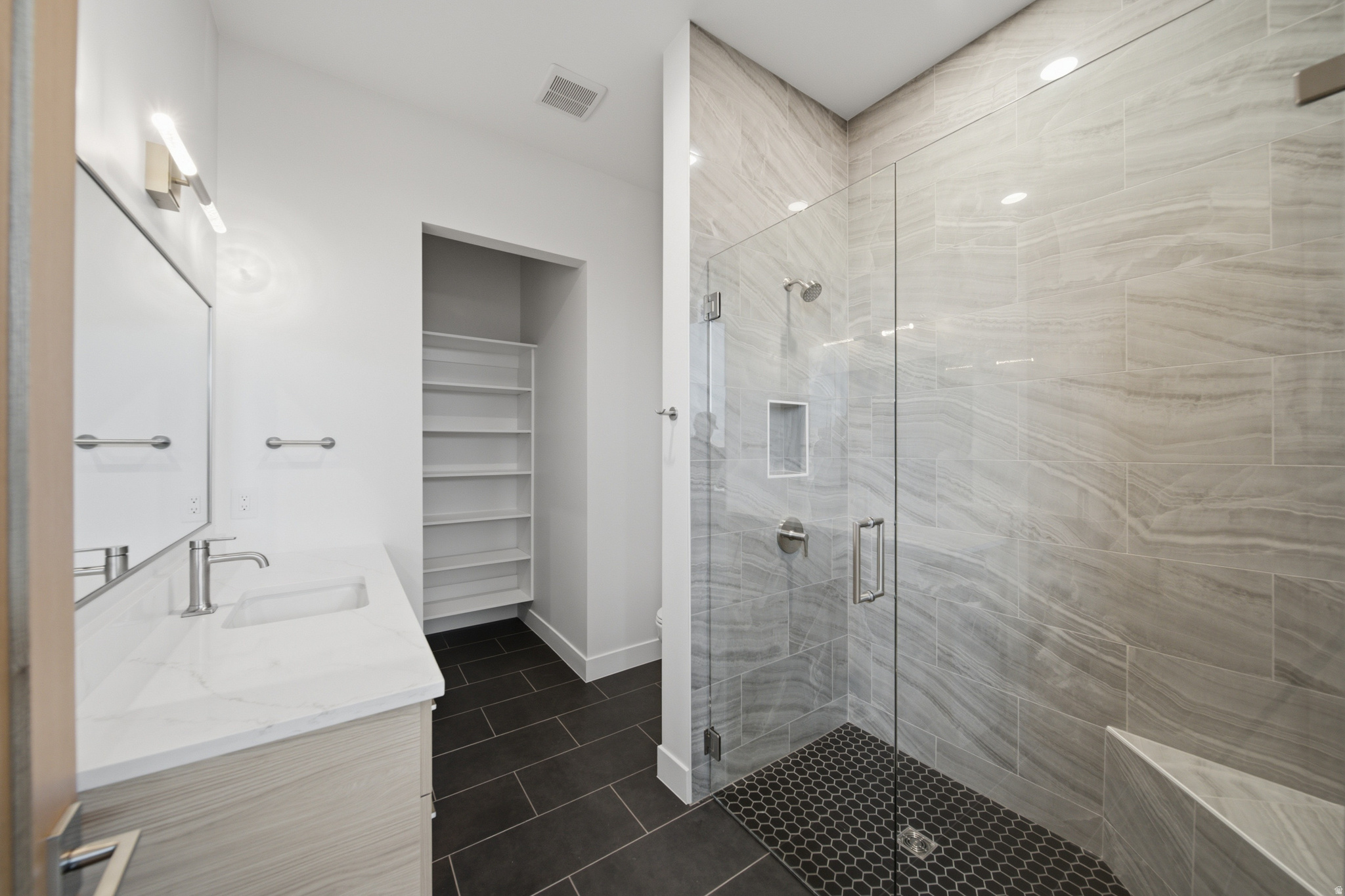 main property photo 104