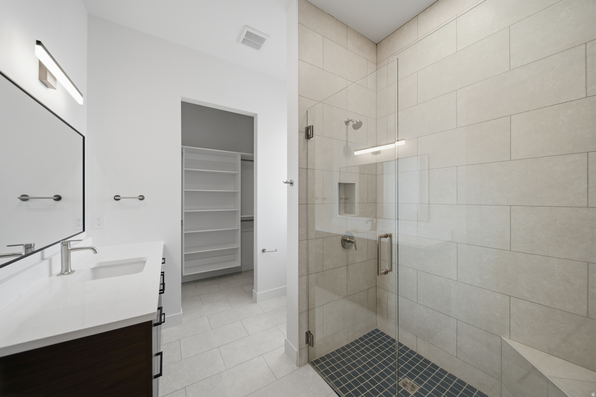 main property photo 99
