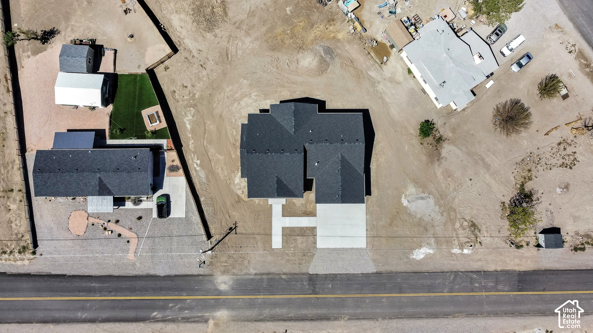 main property photo 44