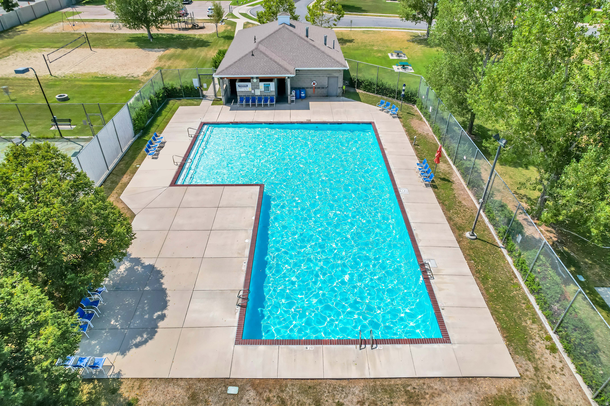main property photo 44
