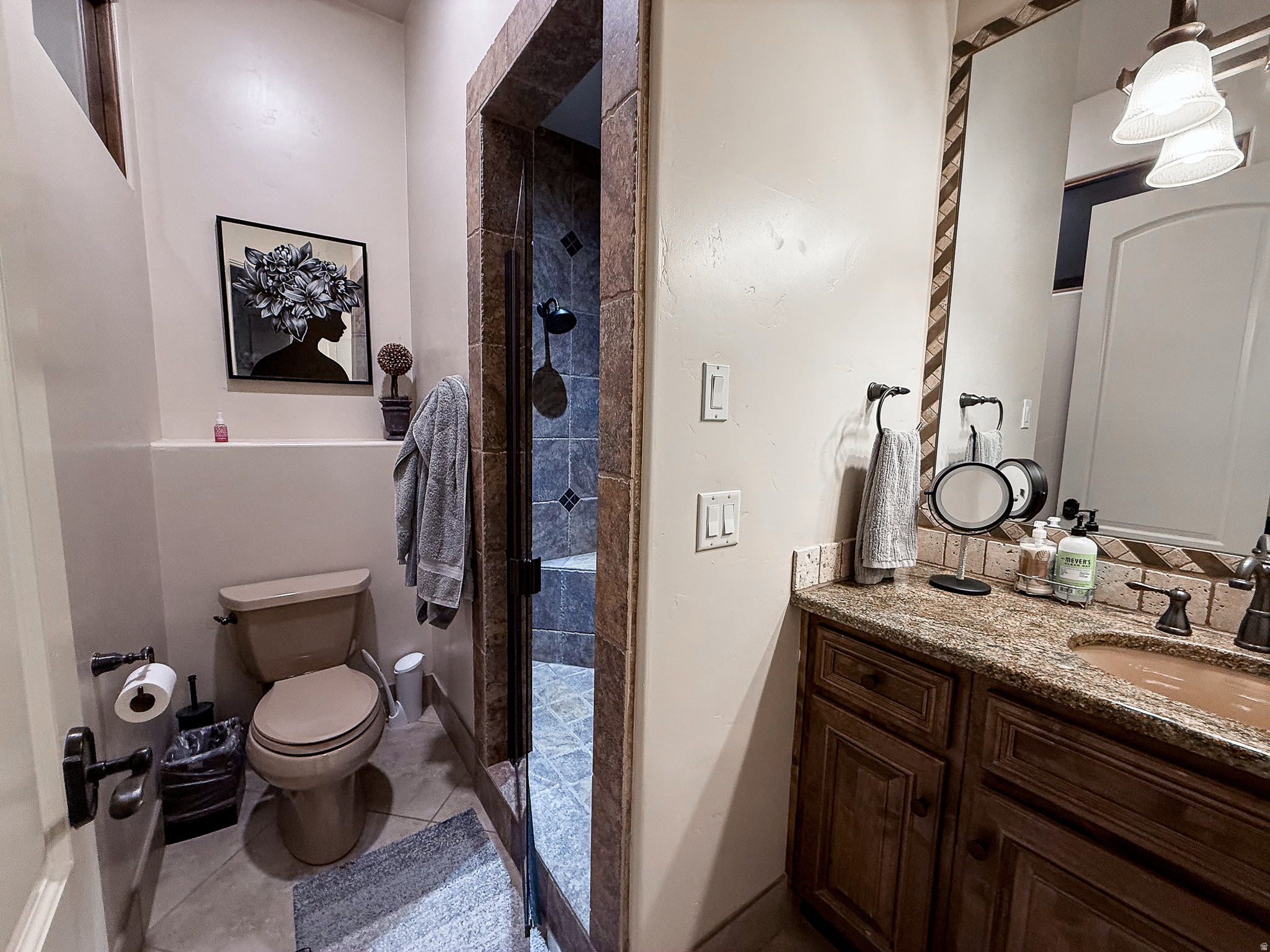 main property photo 81