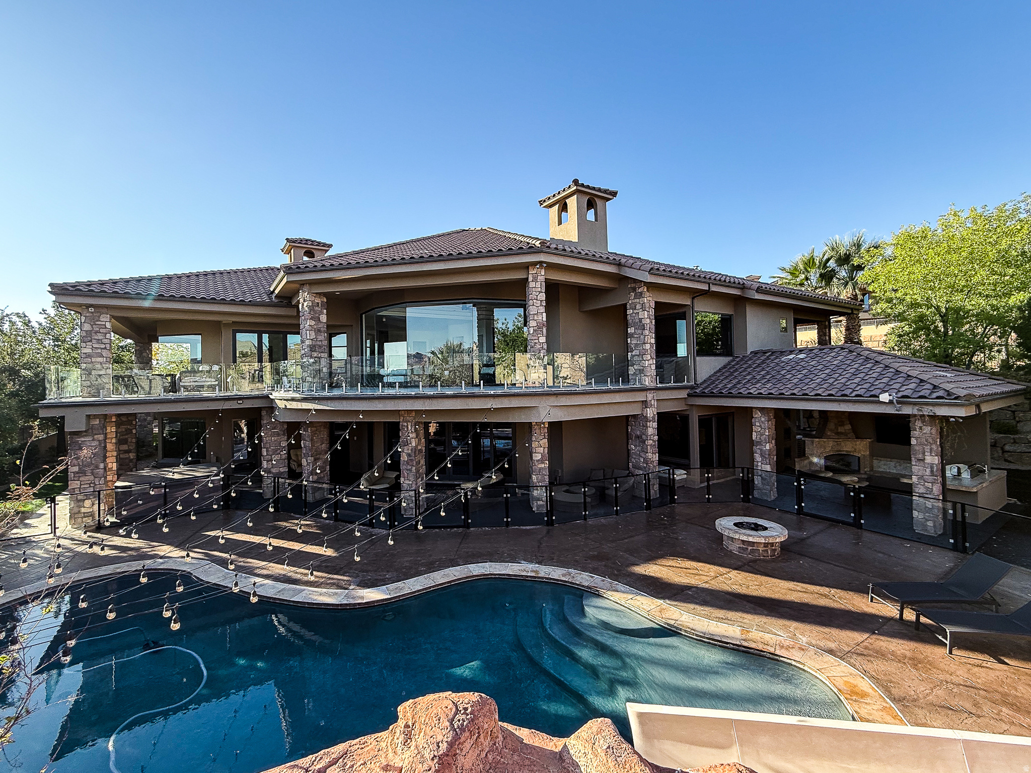main property photo 88