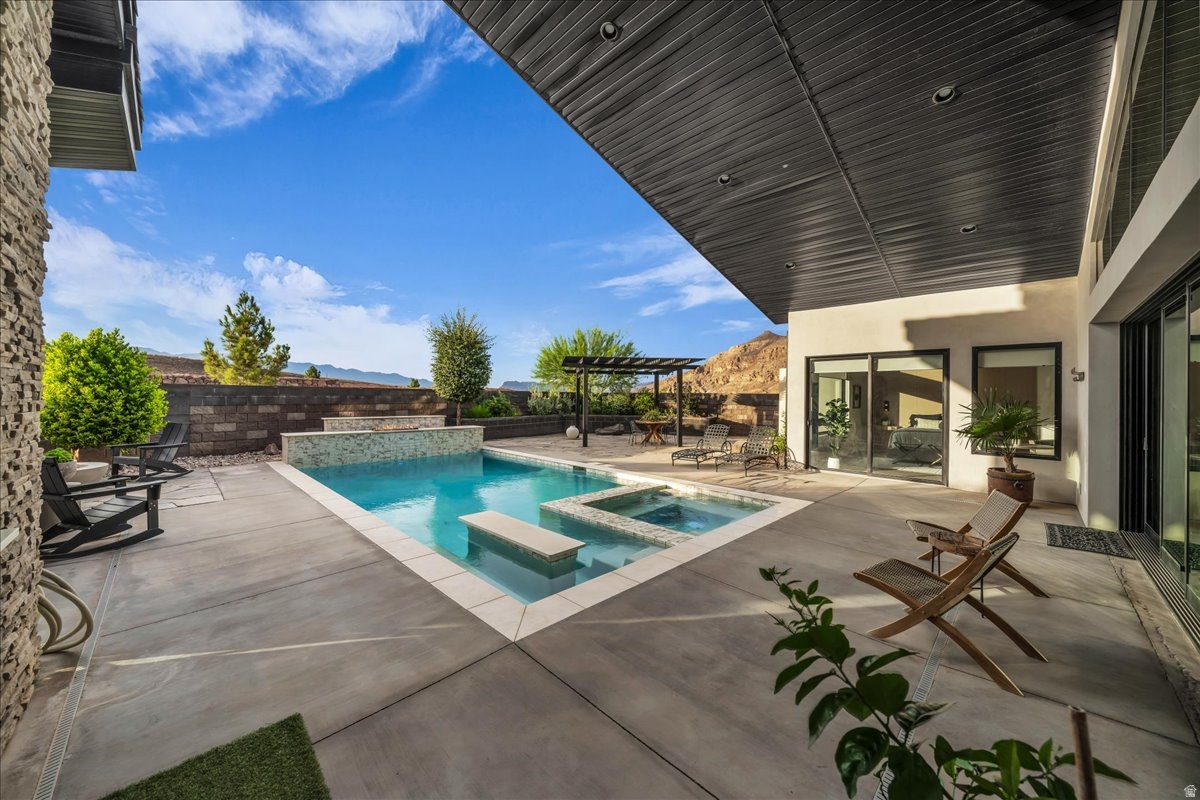 main property photo 63