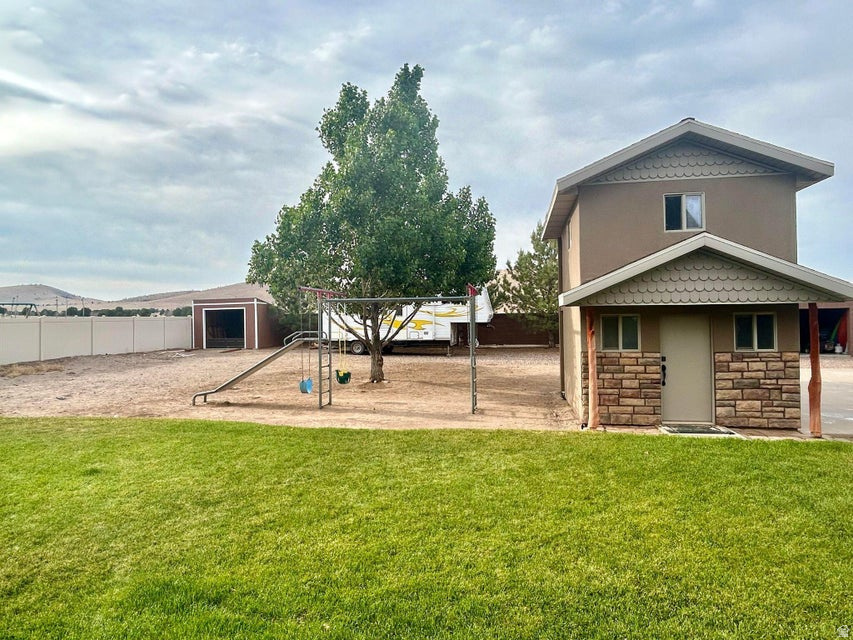 main property photo 57