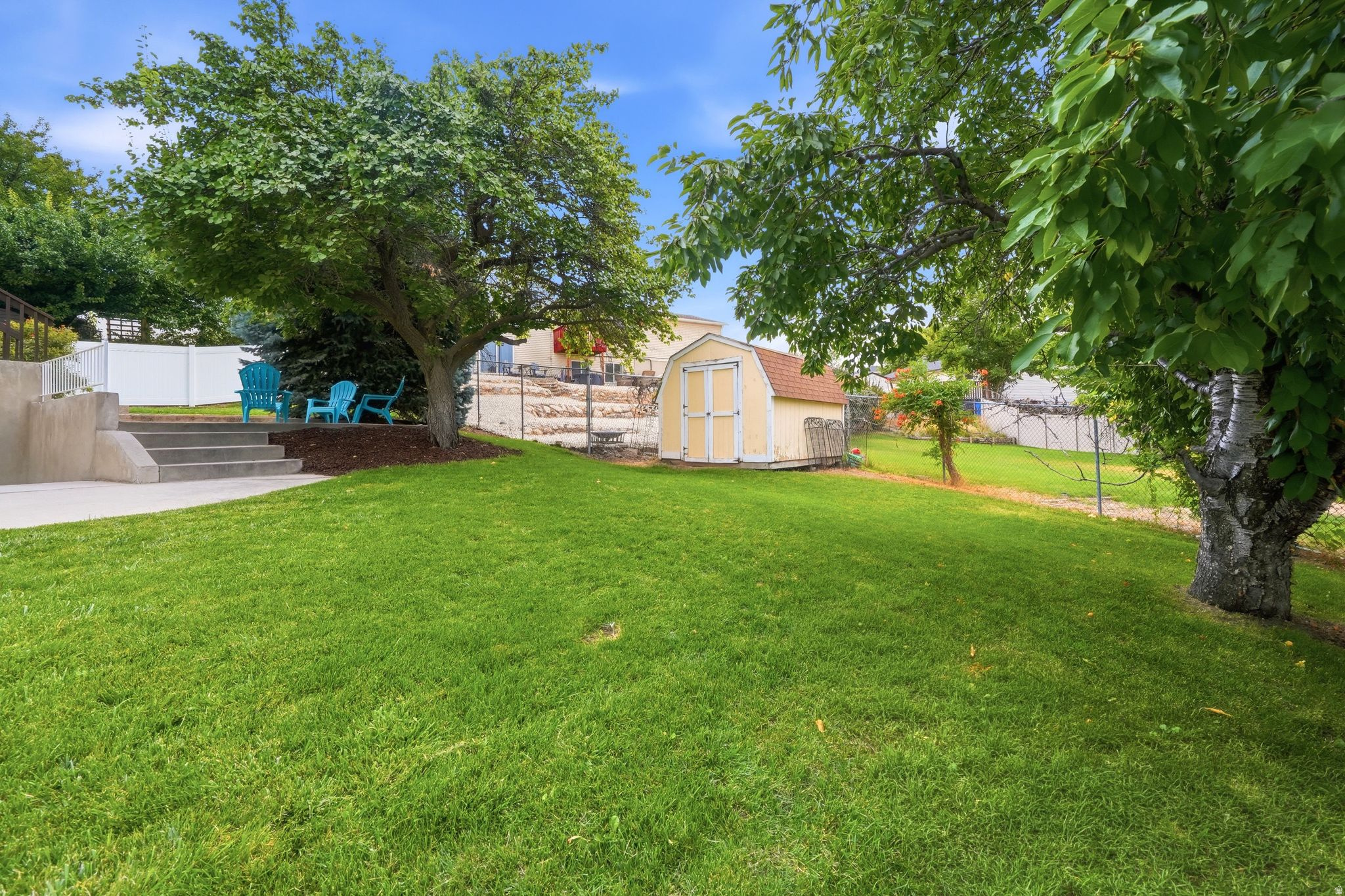 main property photo 47