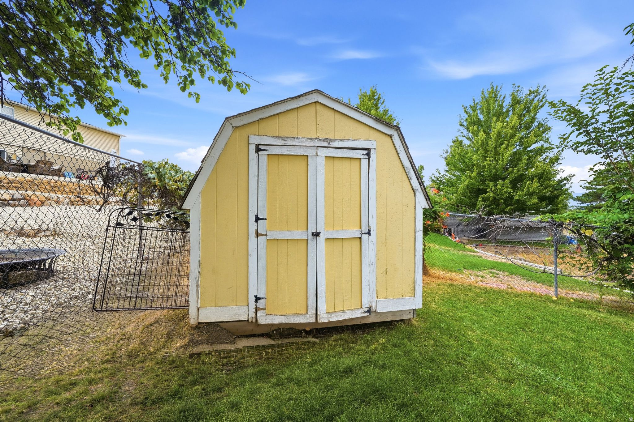 main property photo 48
