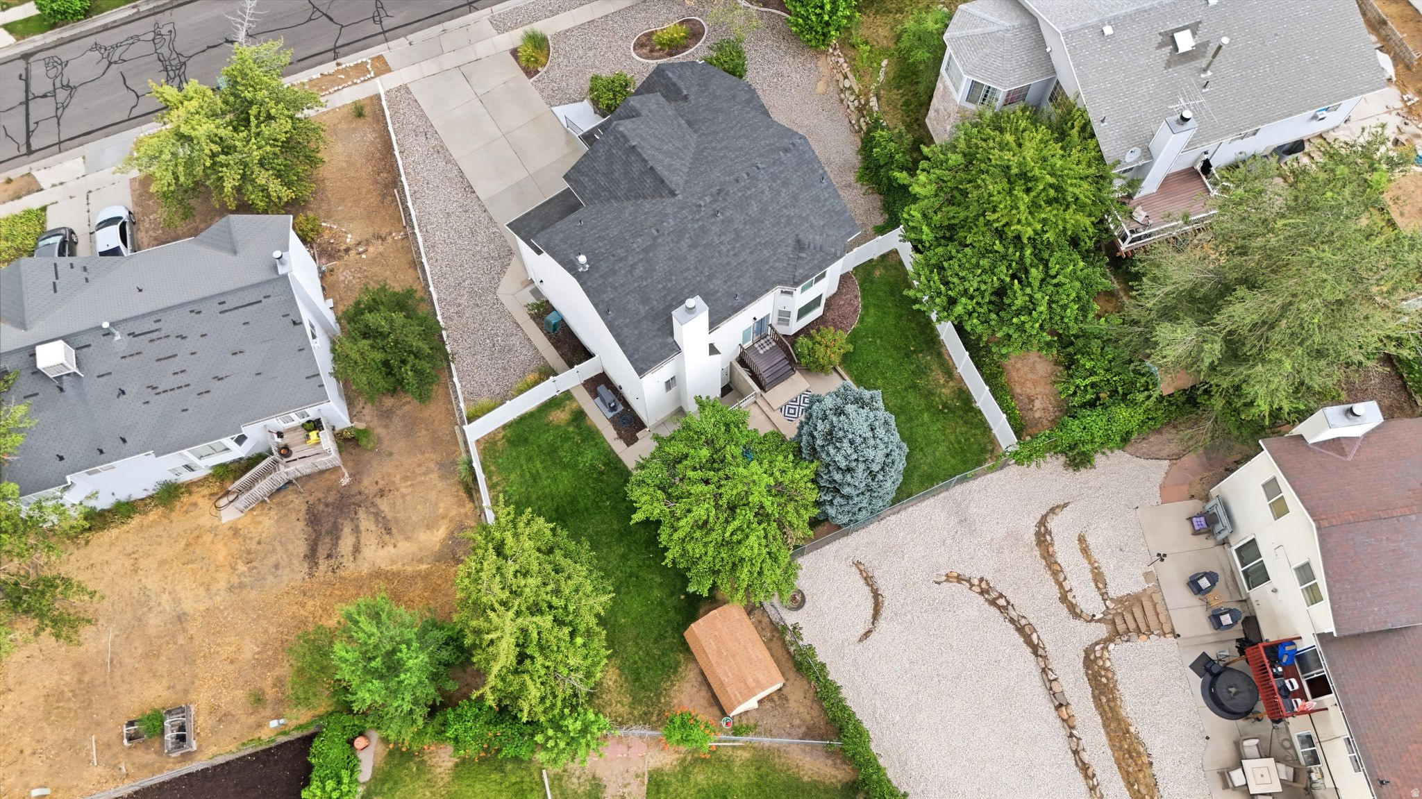 main property photo 51