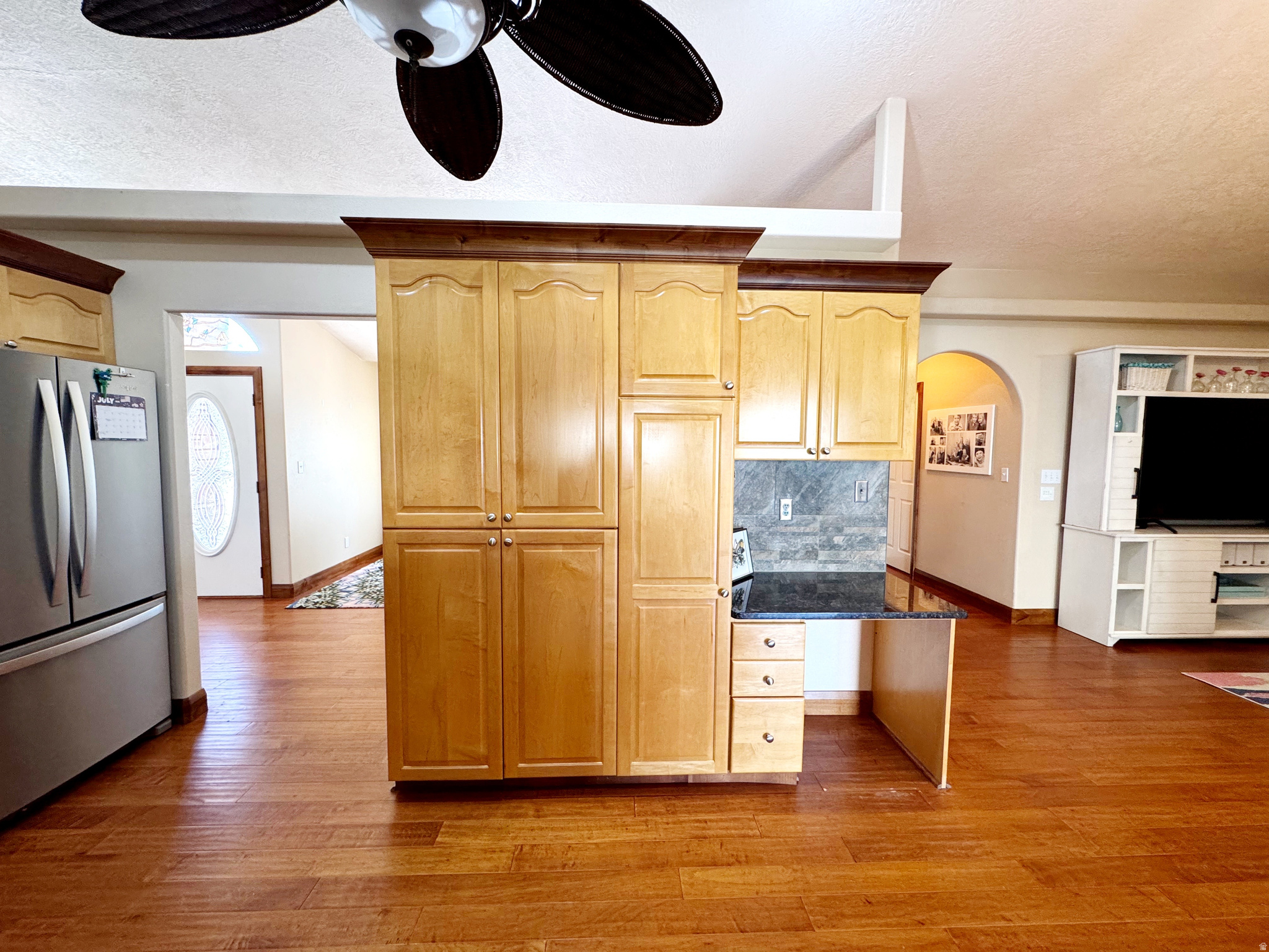 main property photo 16