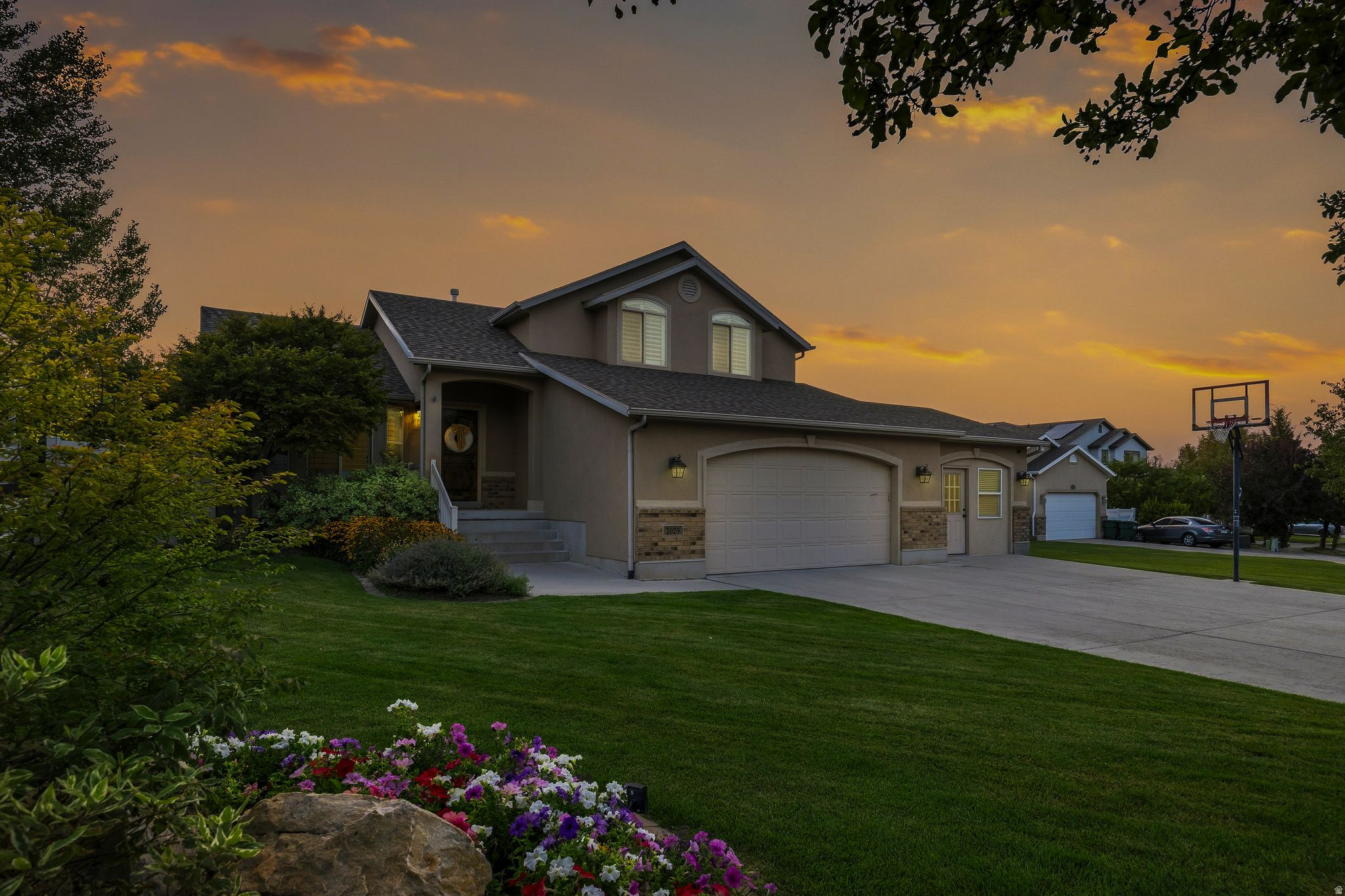 main property photo 0