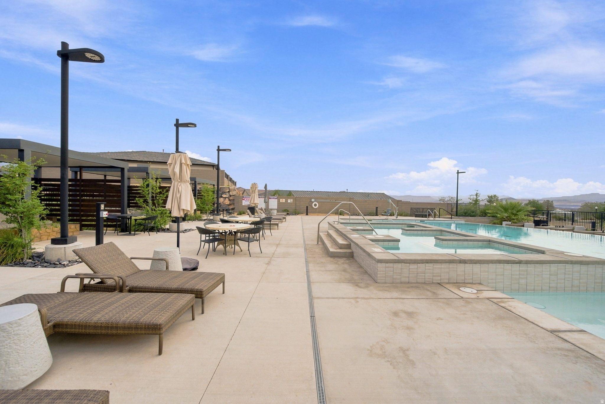 main property photo 60