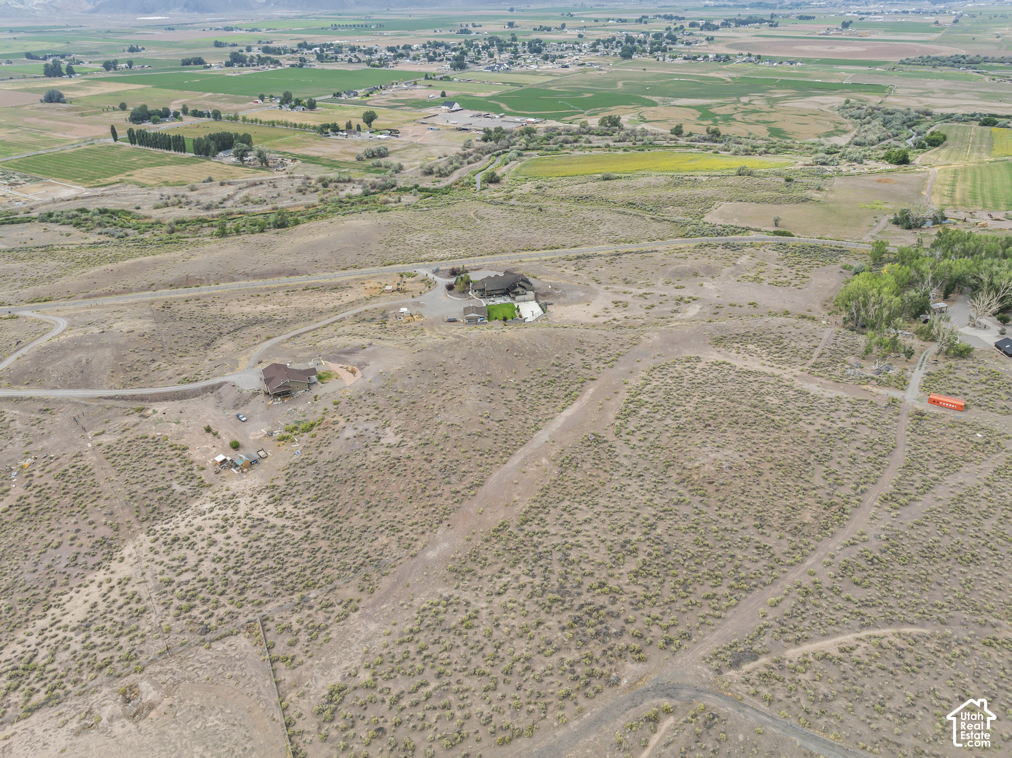 main property photo 14