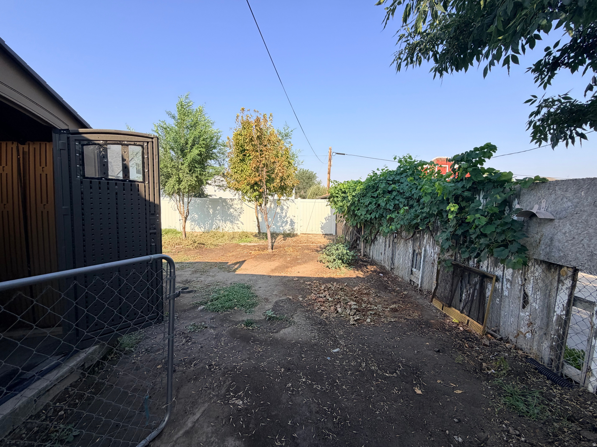 main property photo 14