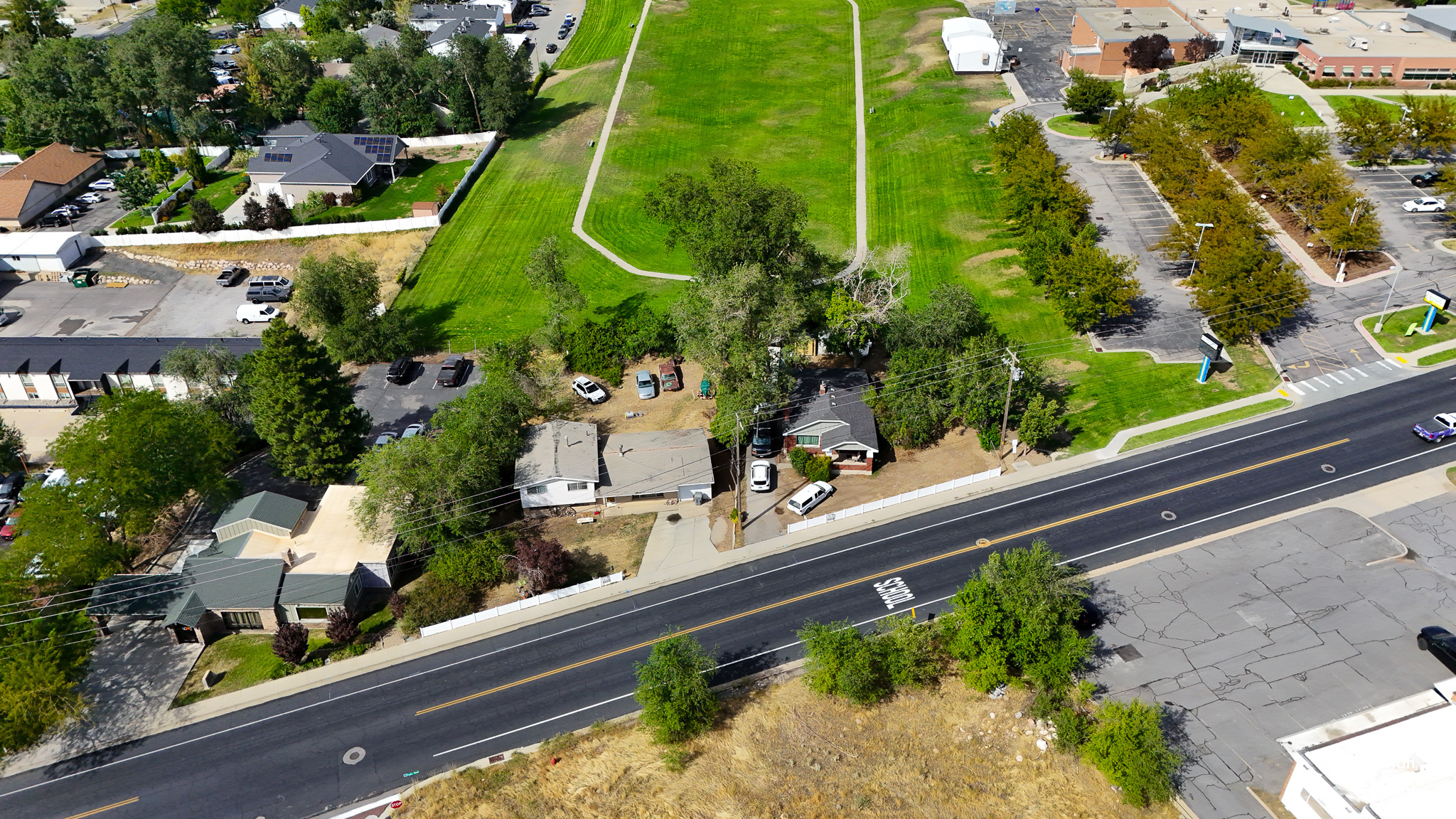 main property photo 17