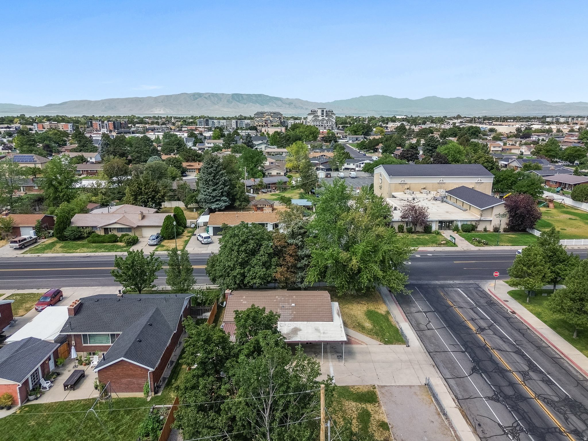 main property photo 37
