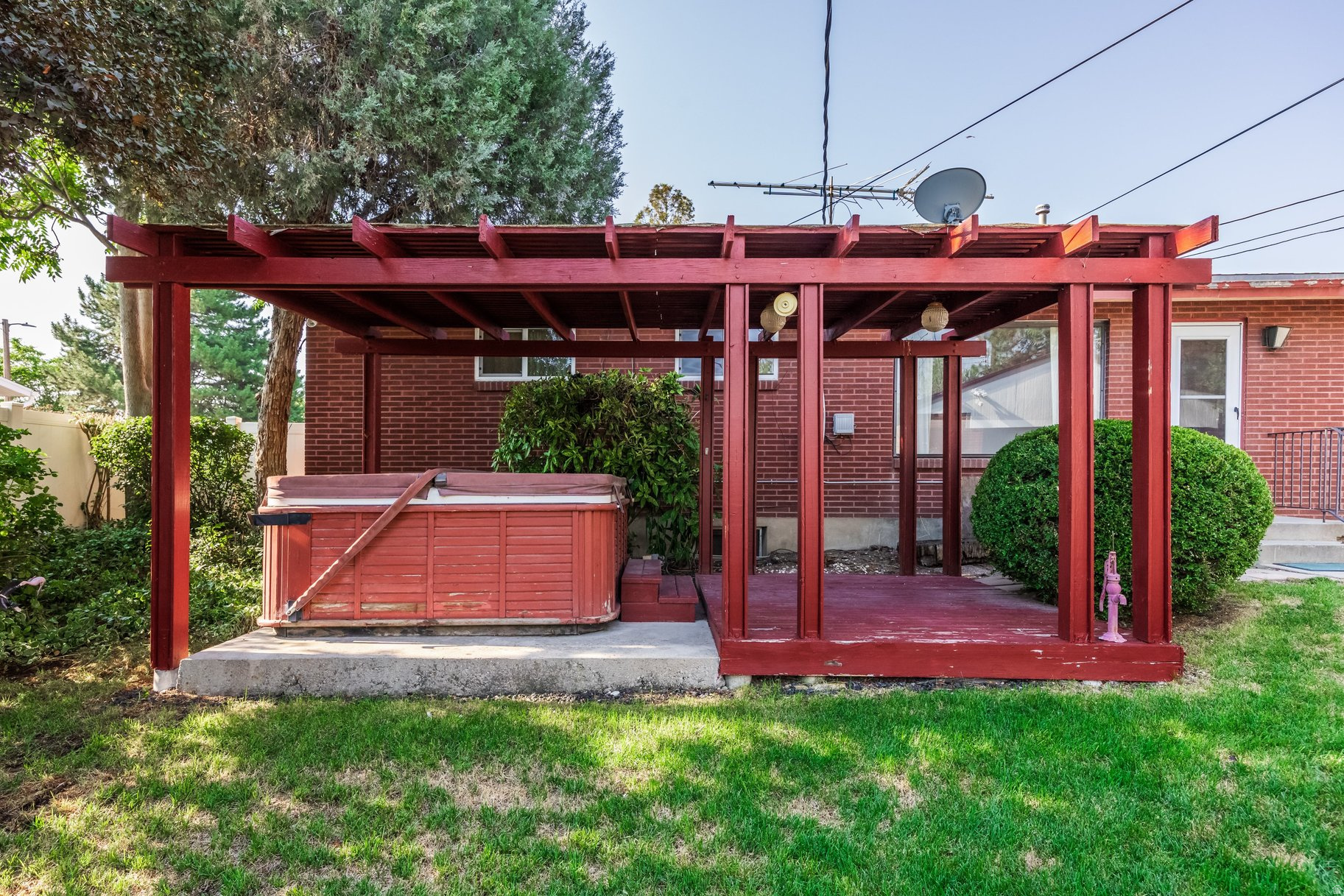 main property photo 26