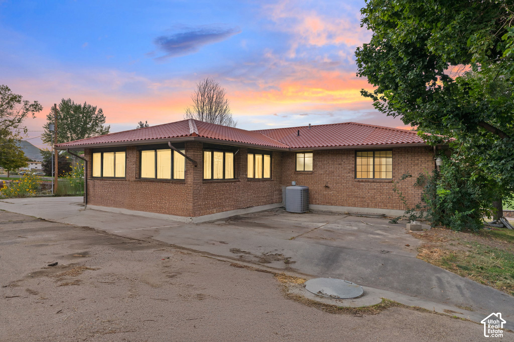 main property photo 42