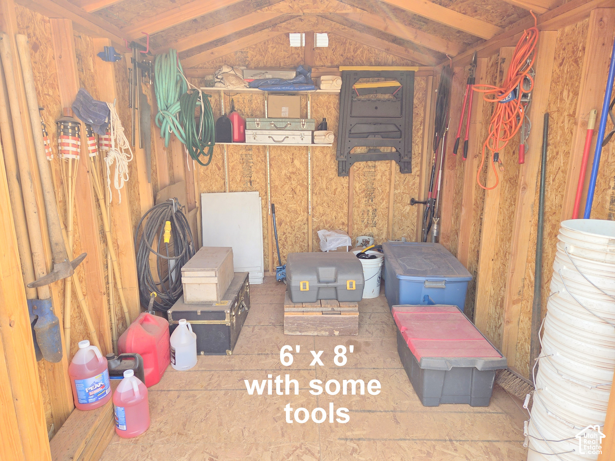 main property photo 34