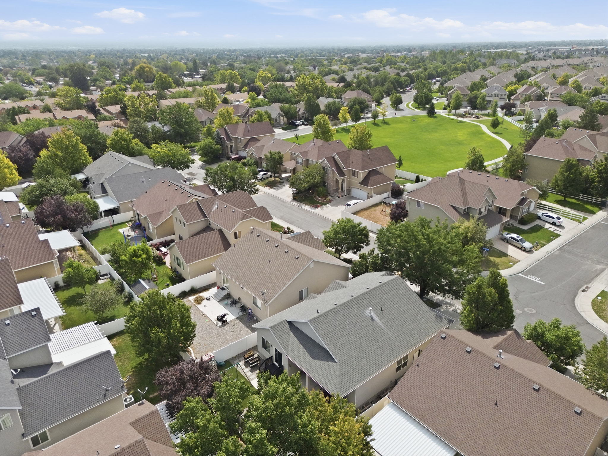 main property photo 50
