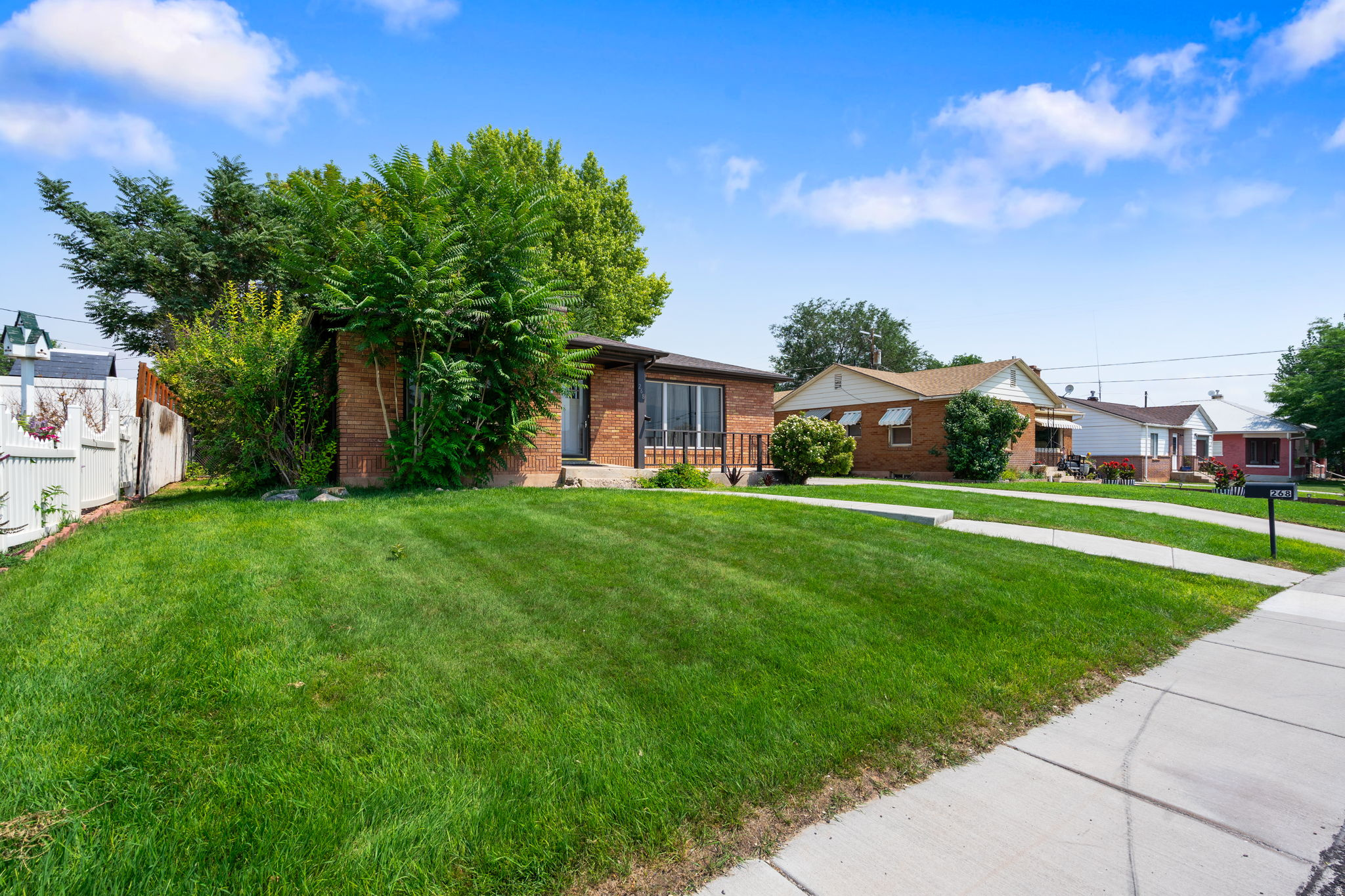 main property photo 24
