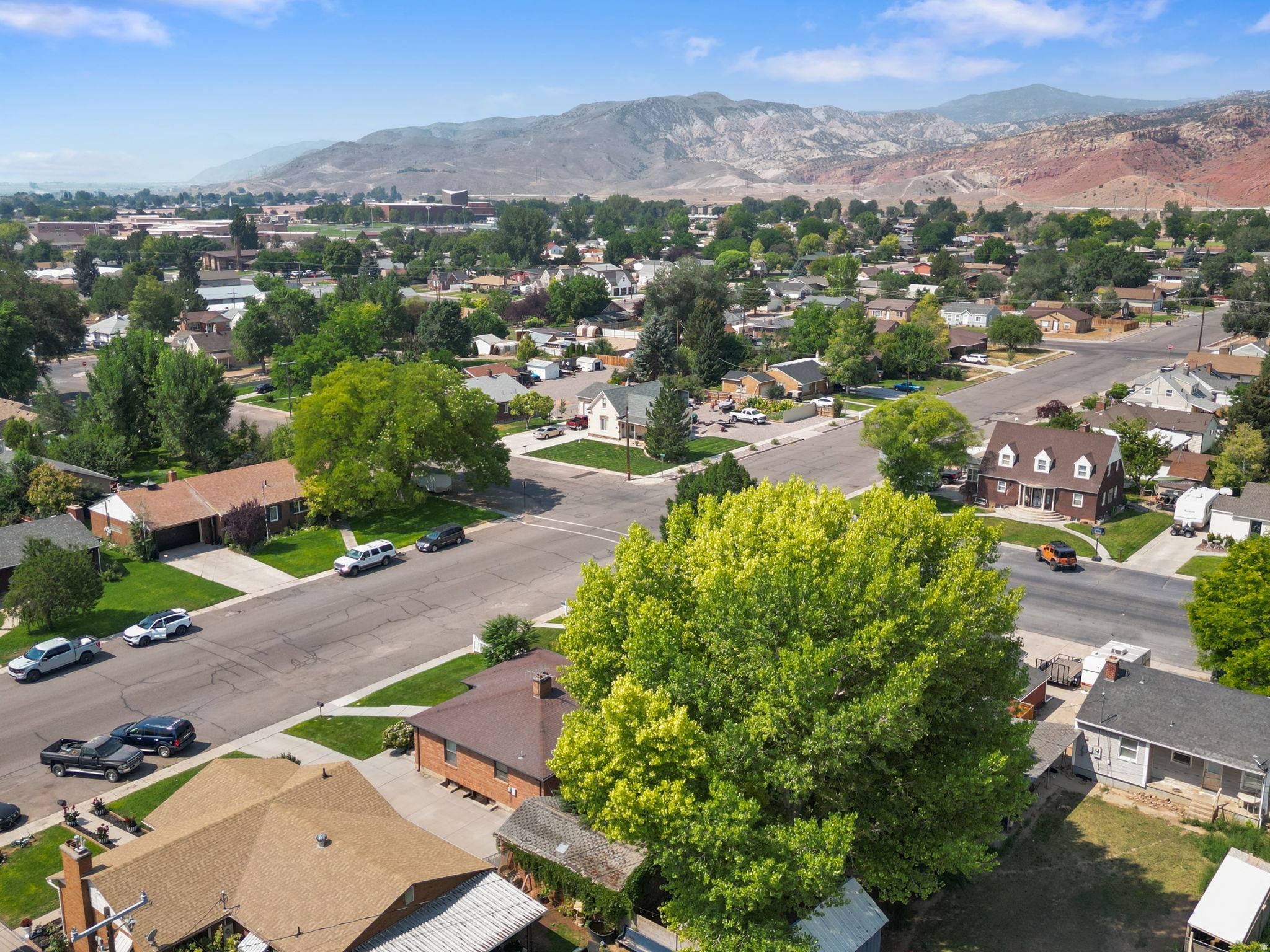 main property photo 35