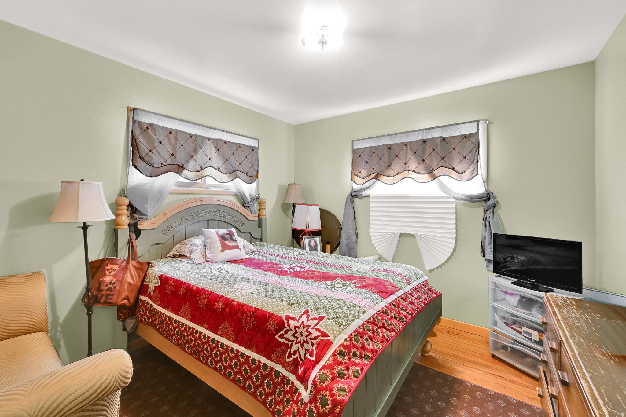 main property photo 13