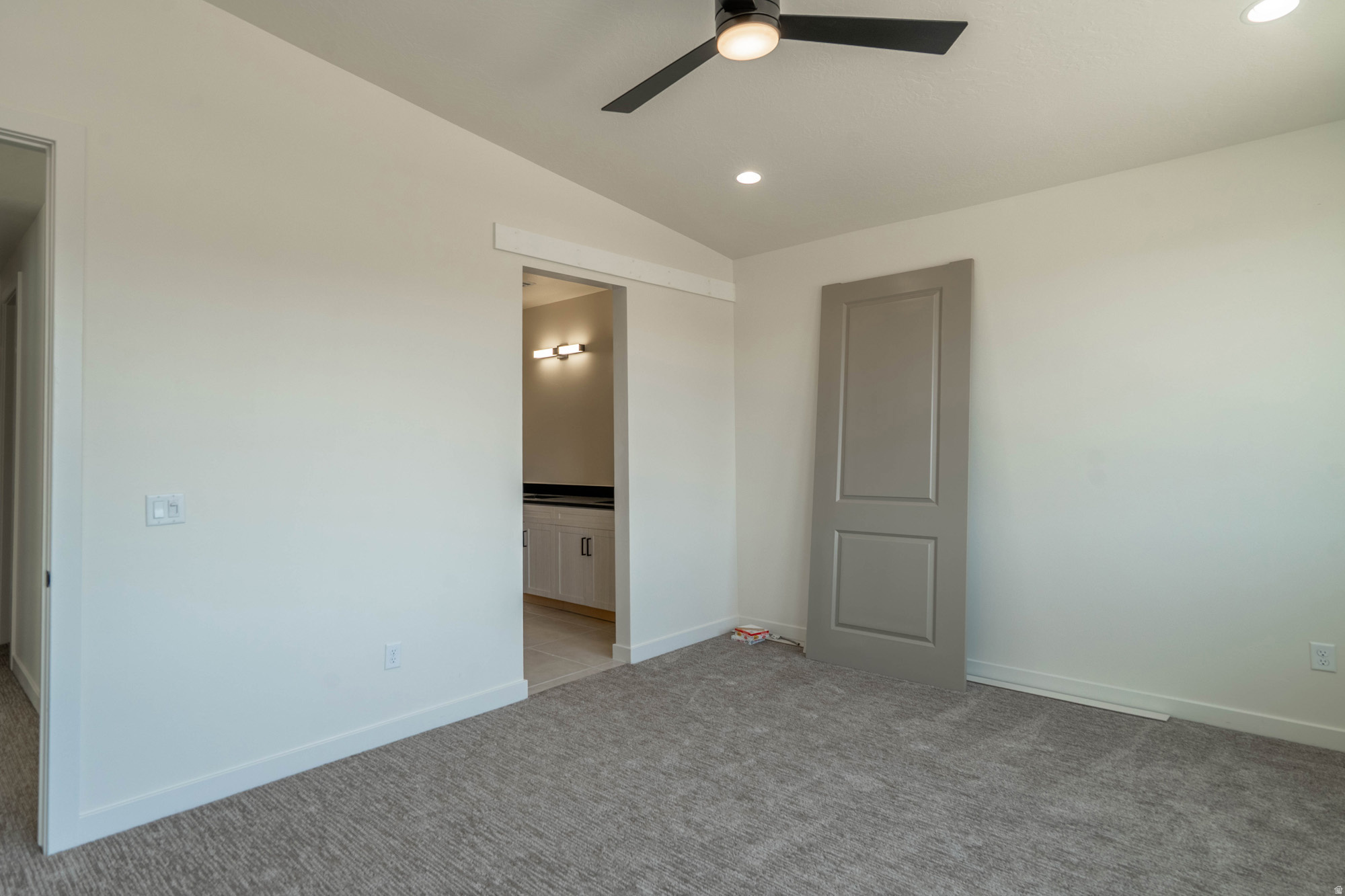 main property photo 70
