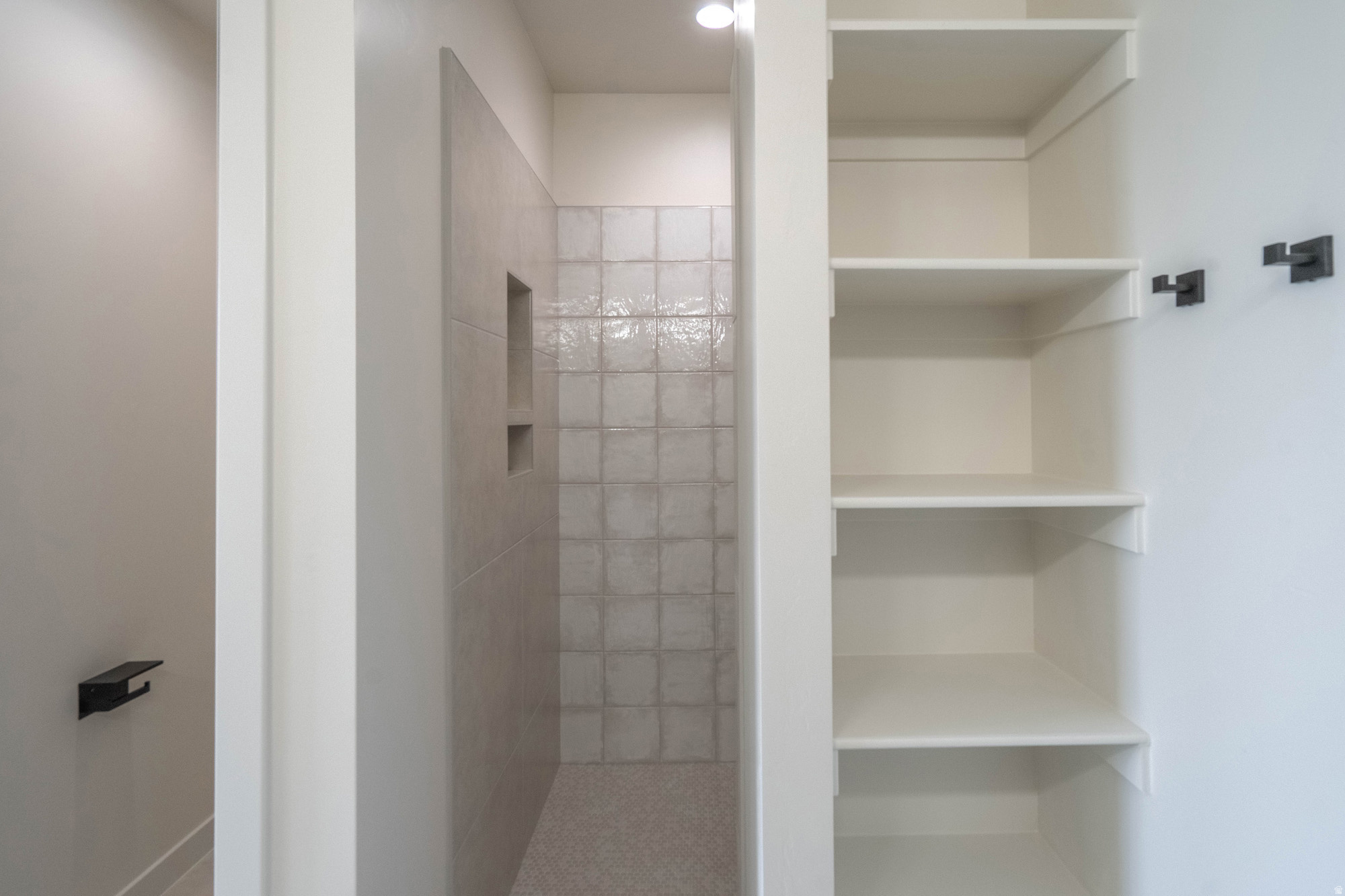 main property photo 74